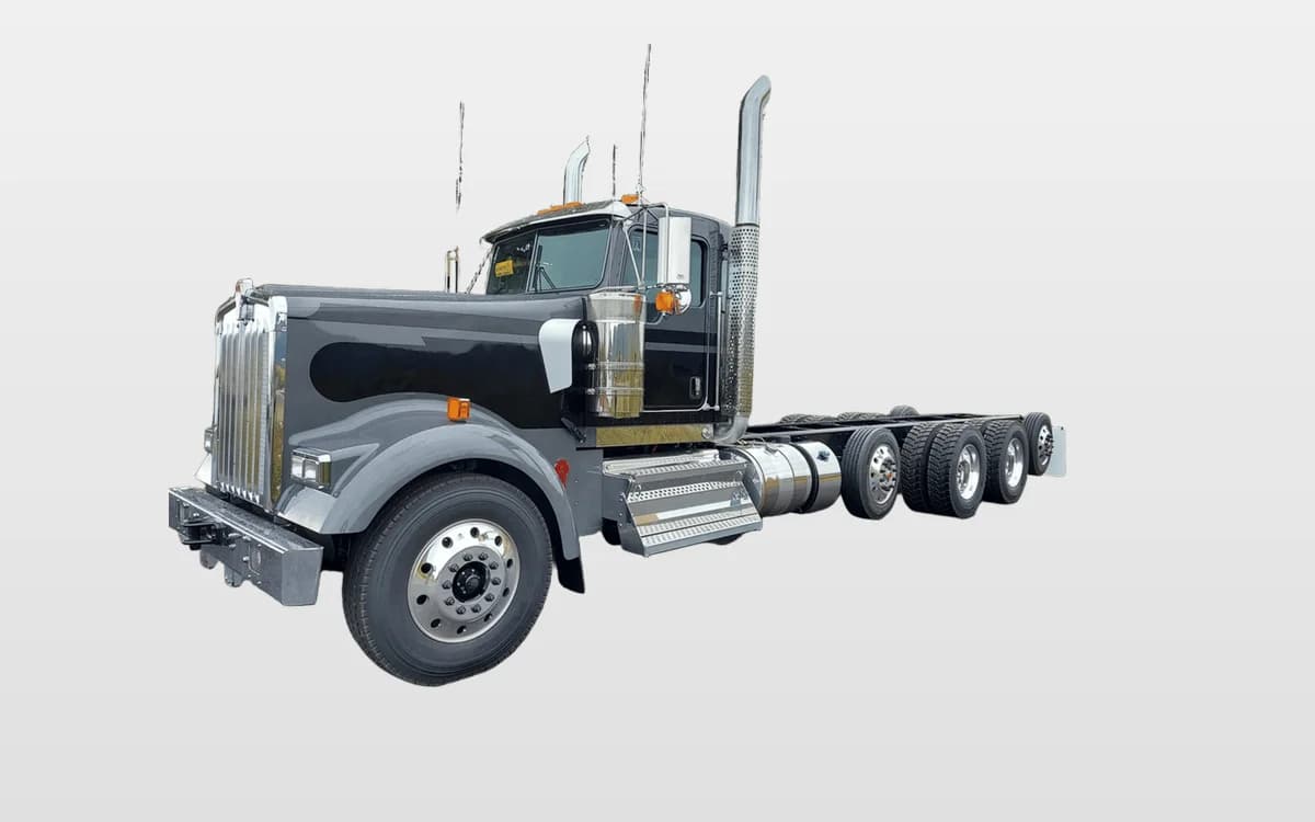 2026 Kenworth W900
