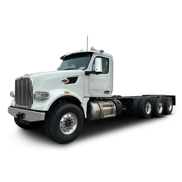 2025 Peterbilt 567