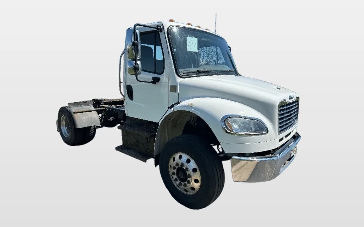 2018 Freightliner M2 106 in De Pere, WI