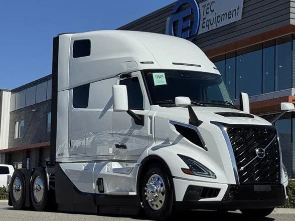 2026 Volvo VNL 860