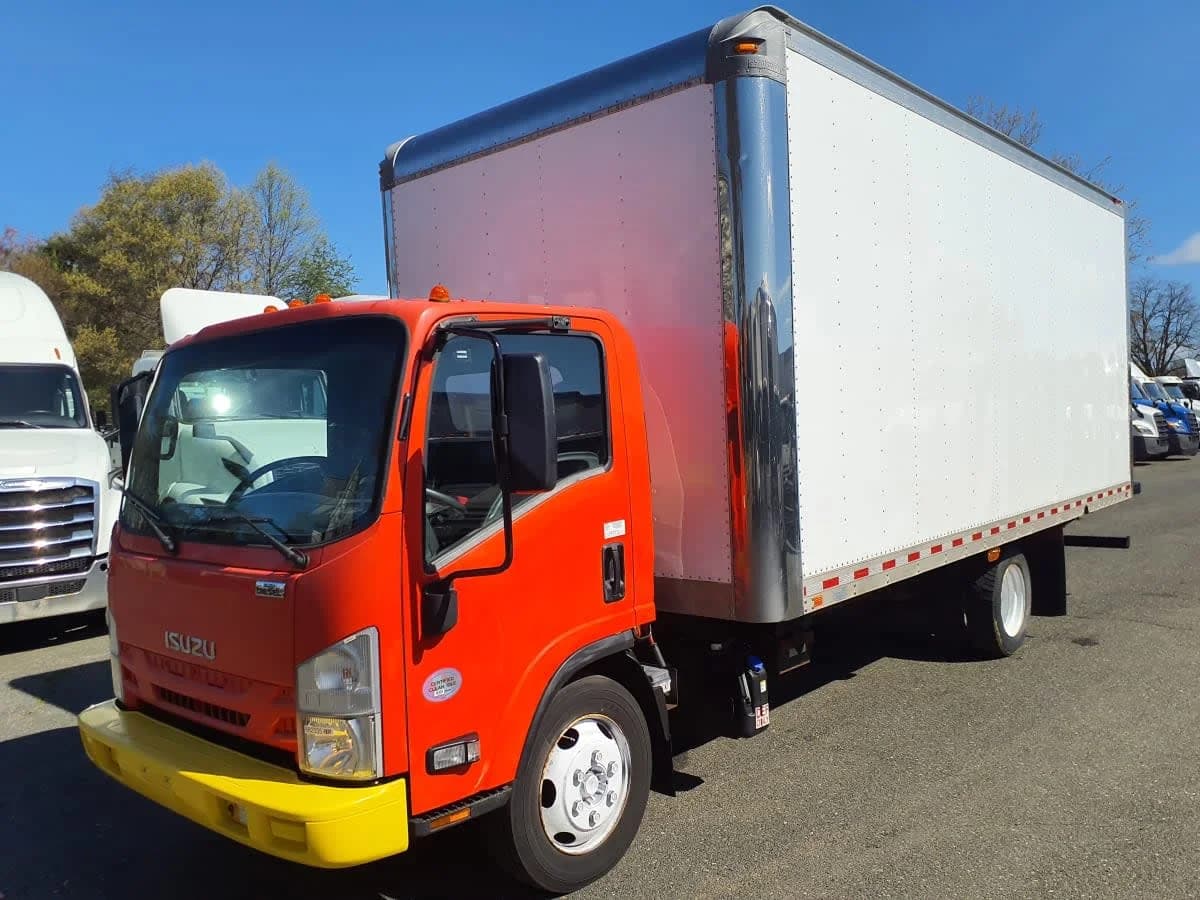 2017 Isuzu NRR