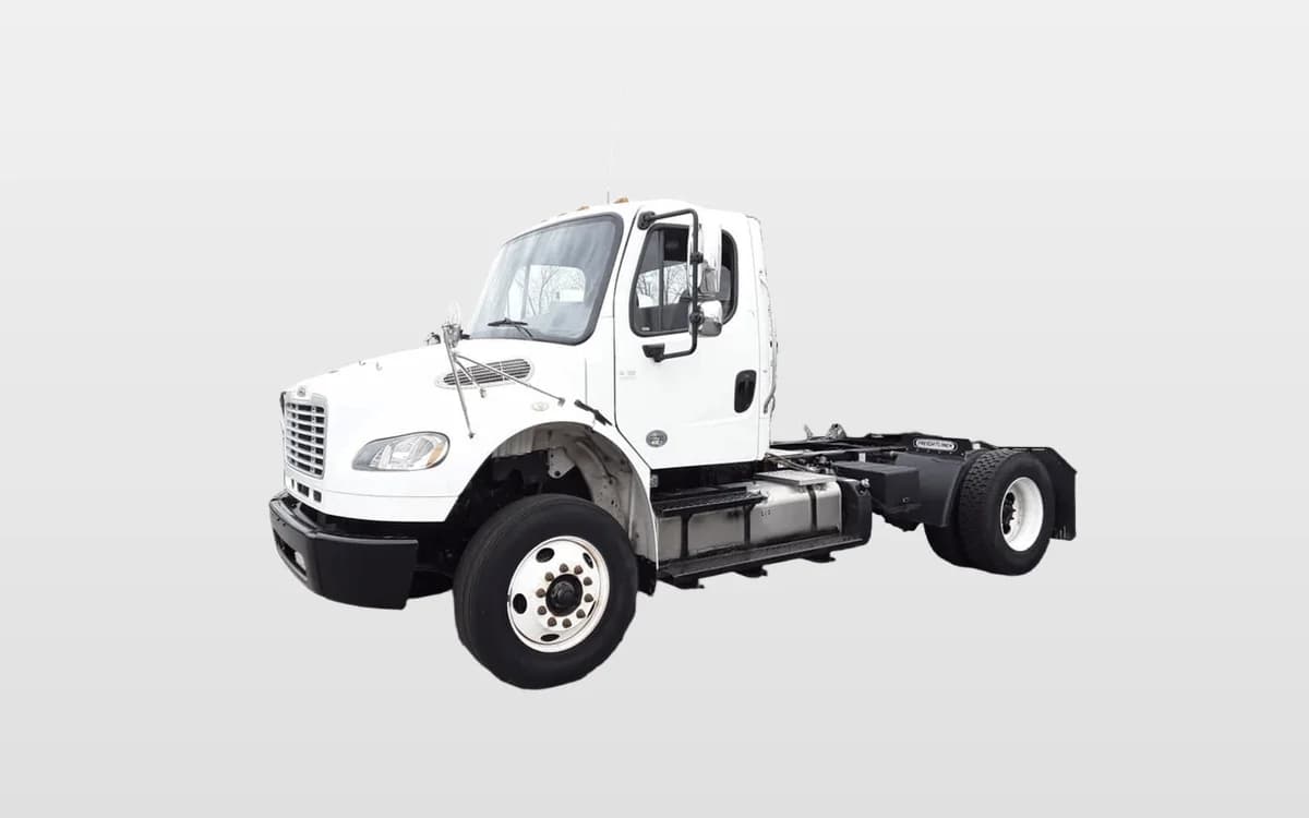 2017 Freightliner M2 106