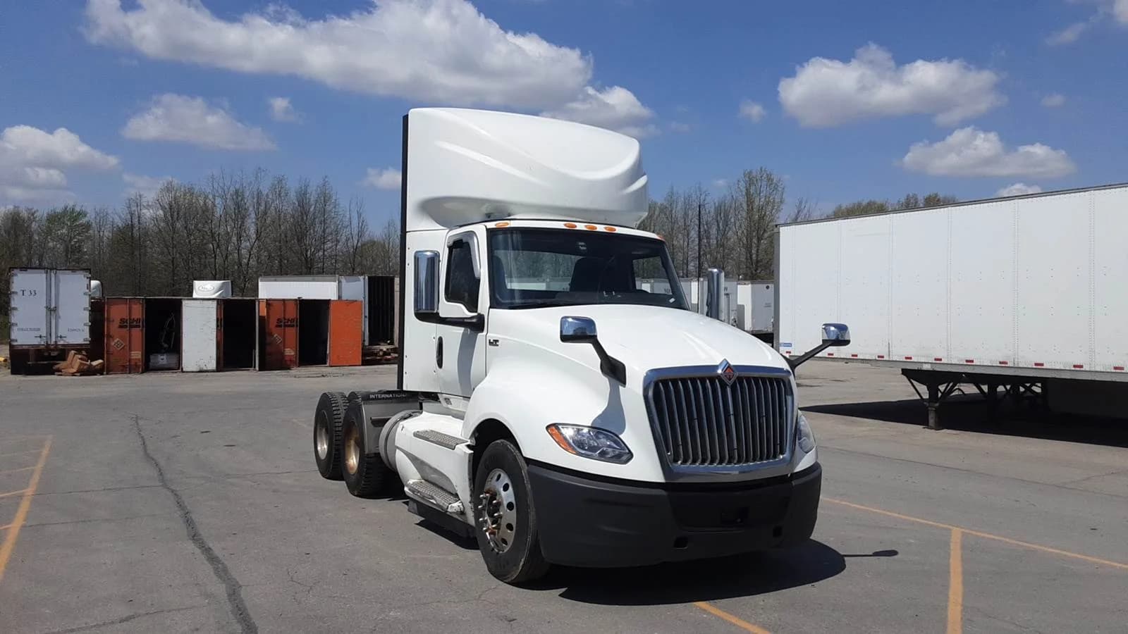 2019 International LT