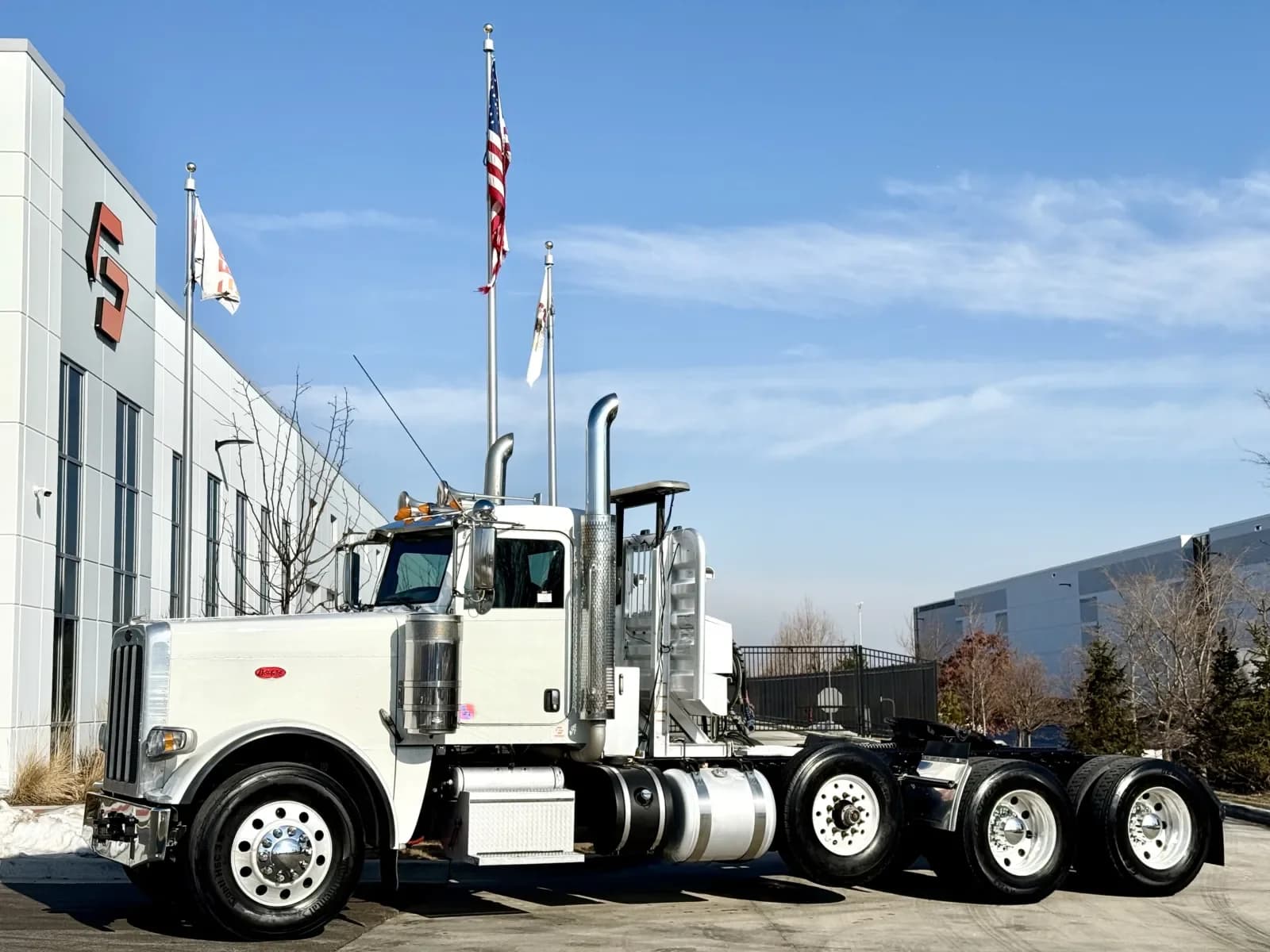 2018 Peterbilt 389