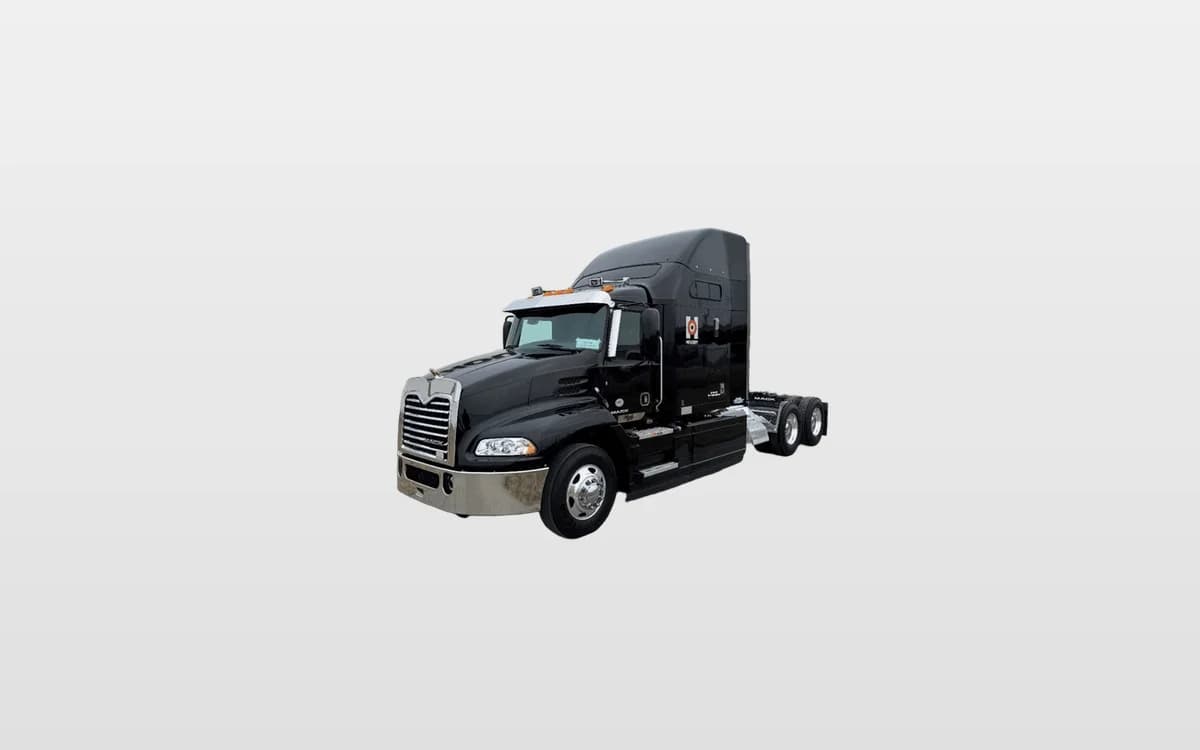 2017 Mack Pinnacle in Carroll, IA