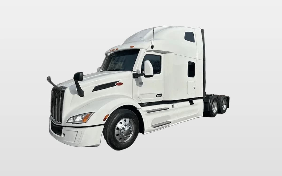 2023 Peterbilt 579