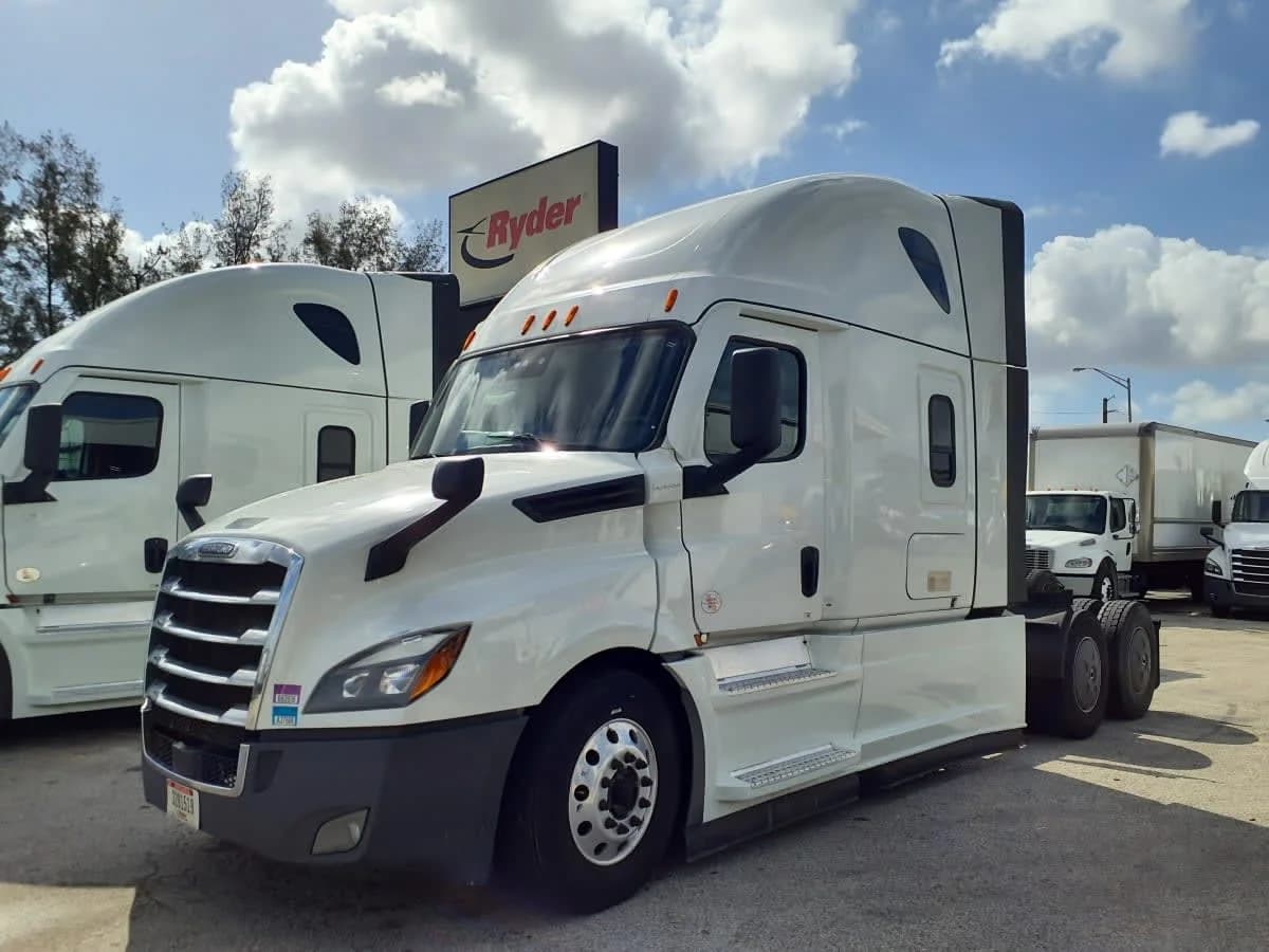 2022 Freightliner Cascadia