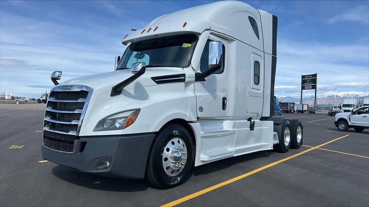 2024 Freightliner Cascadia