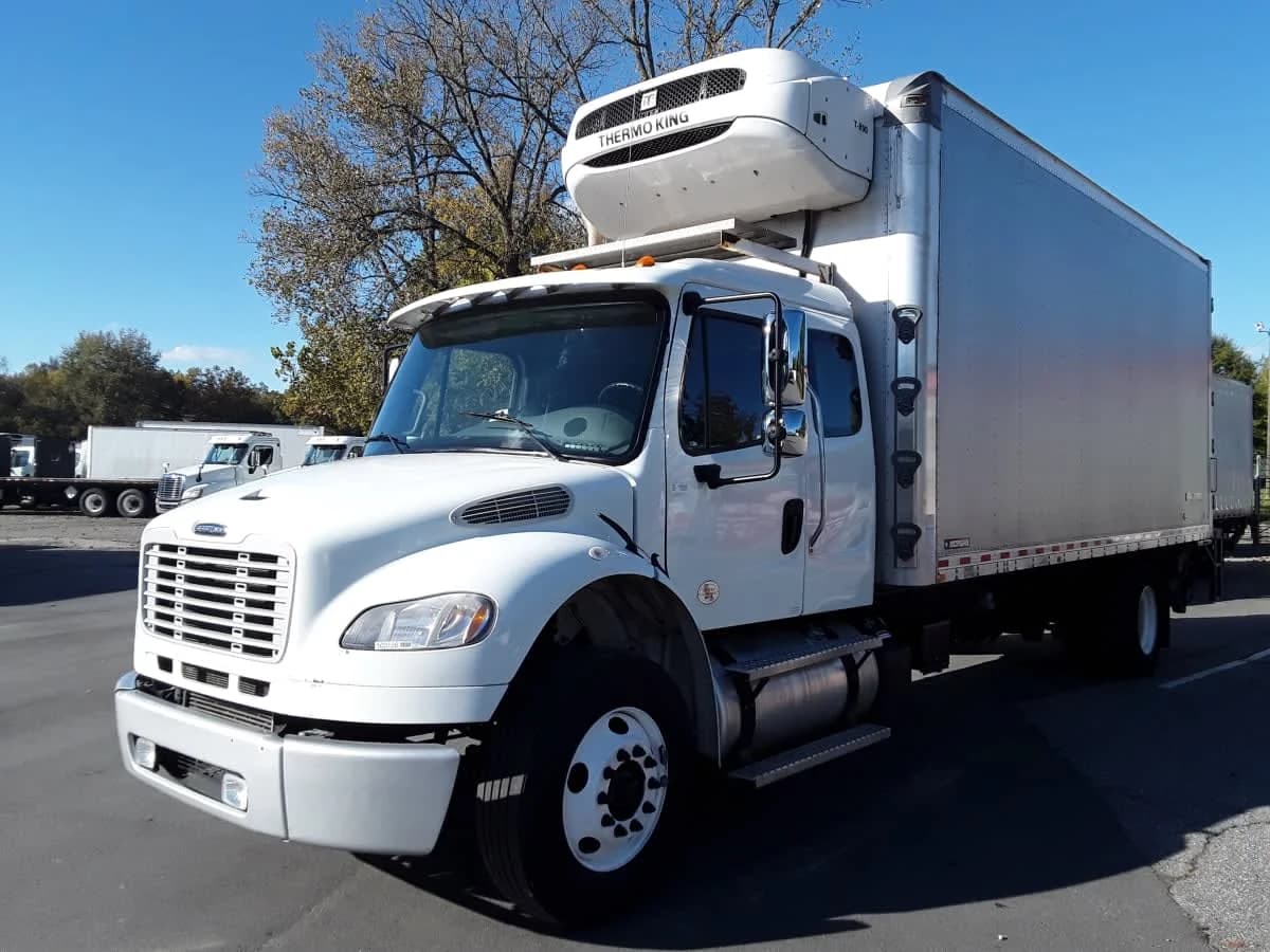 2021 Freightliner M2 106