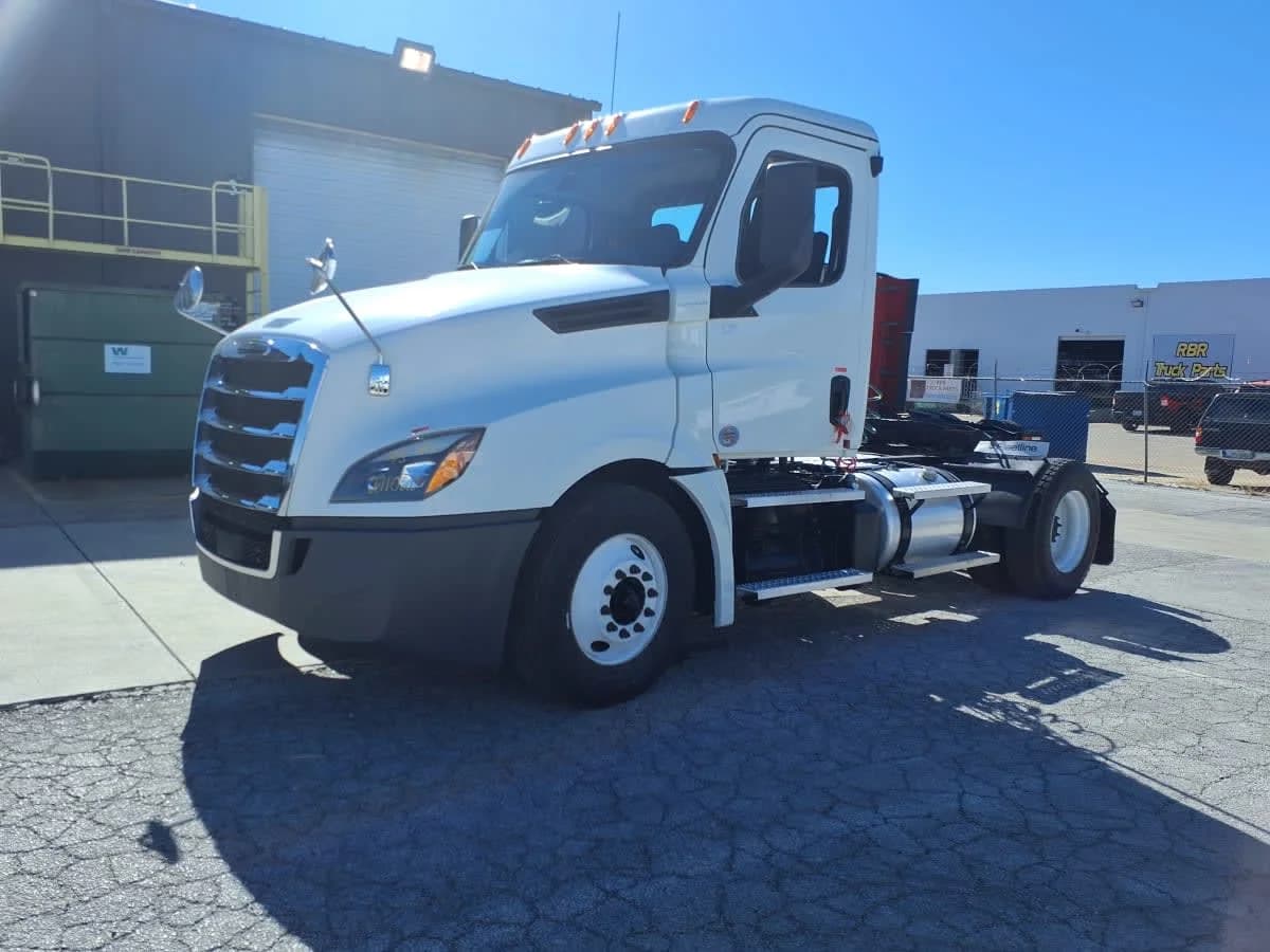 2020 Freightliner Cascadia