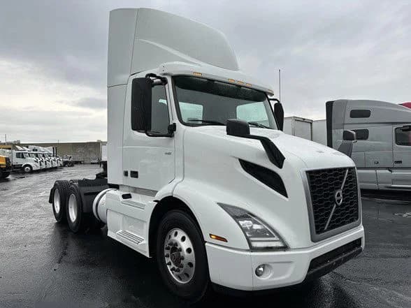2019 Volvo VNR 640