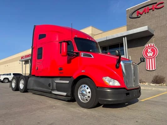2022 Kenworth T680