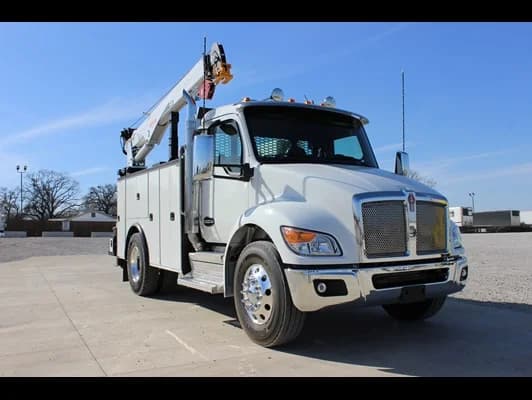 2027 Kenworth T280