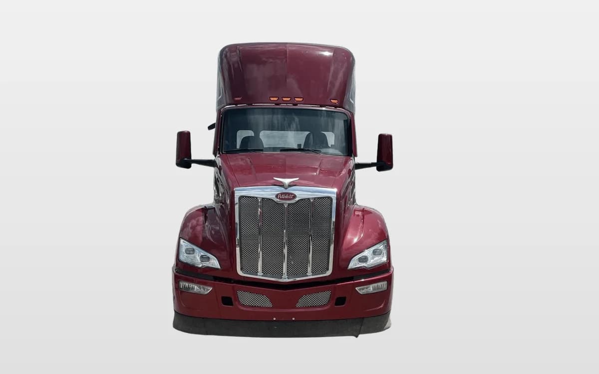 2022 Peterbilt 579