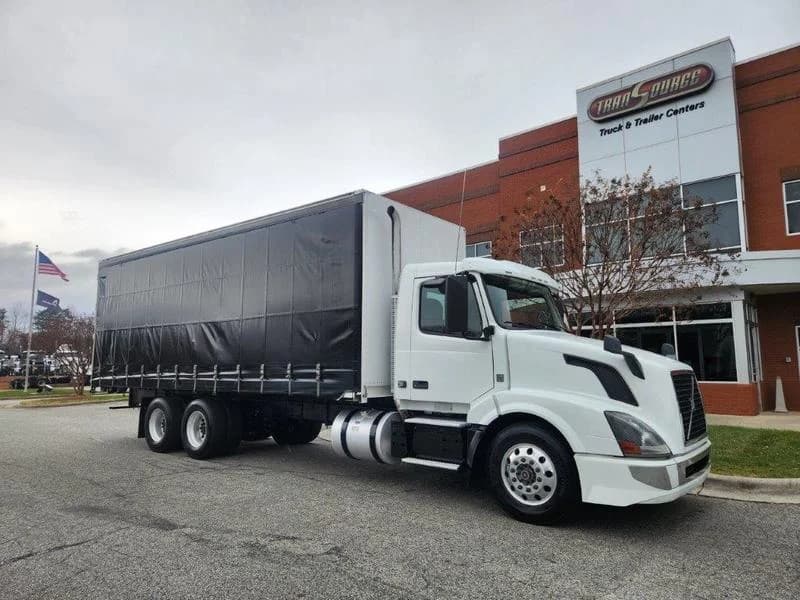 2018 Volvo VNL 300