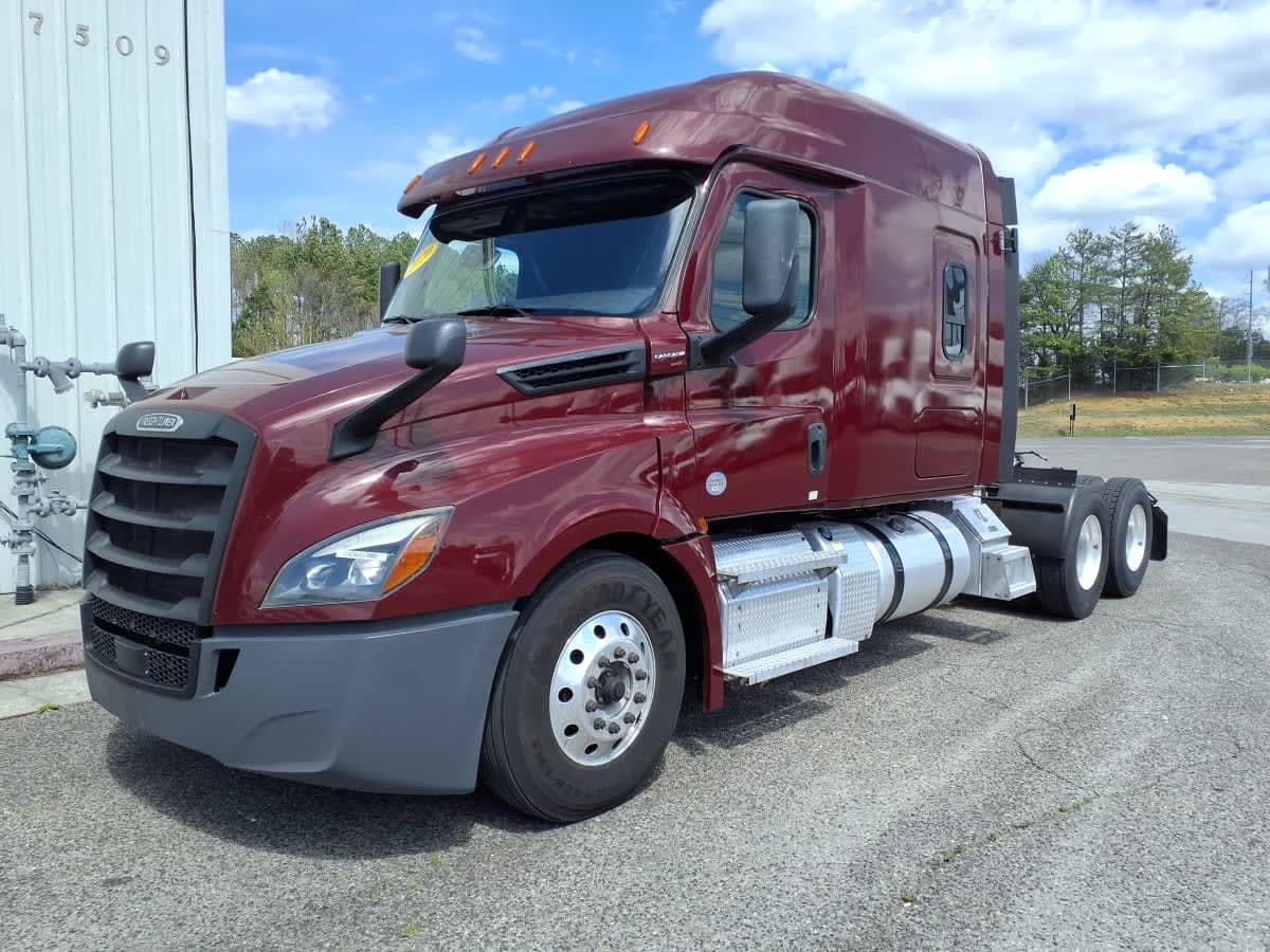 2020 Freightliner Cascadia