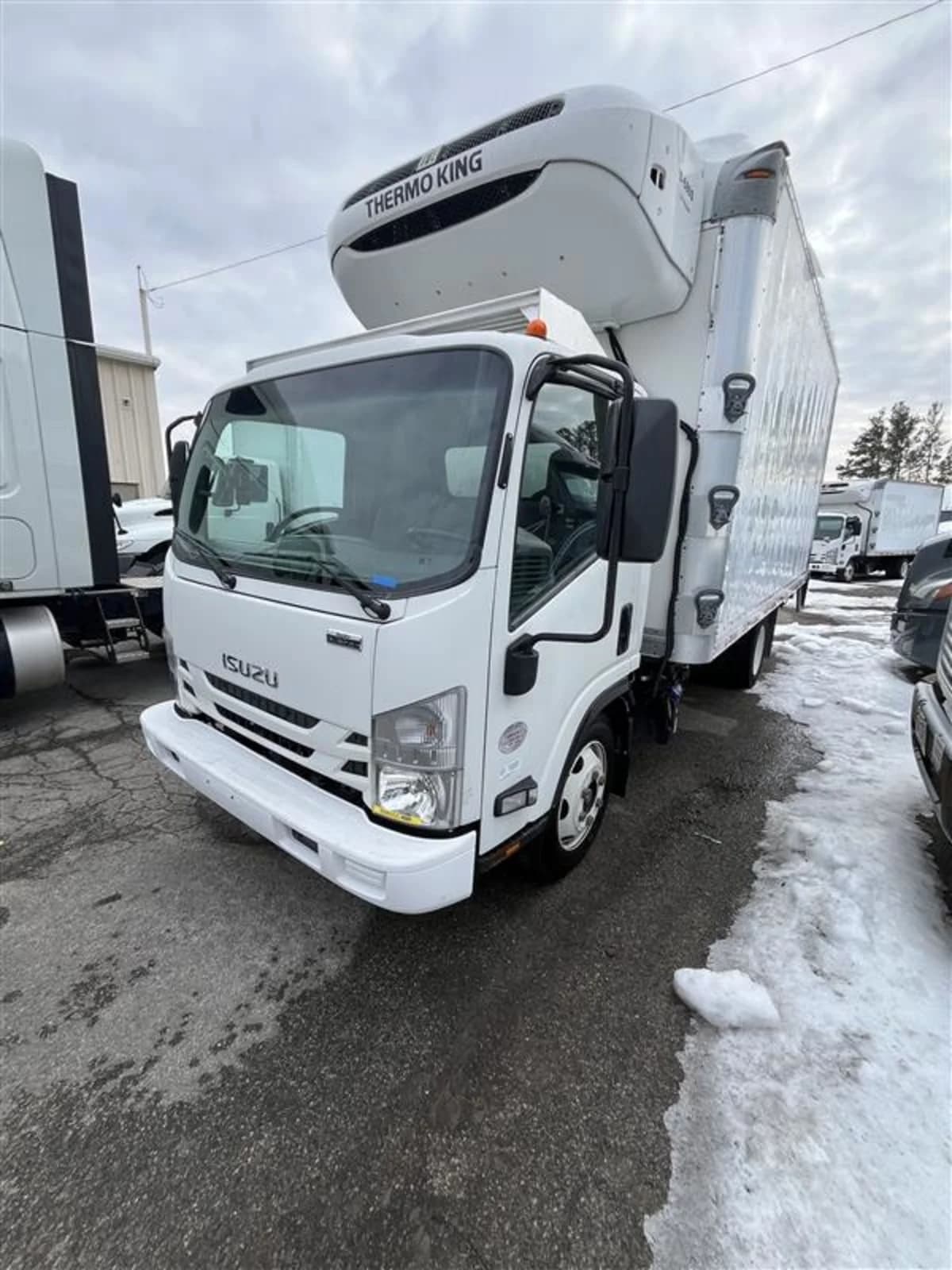 2019 Isuzu NRR