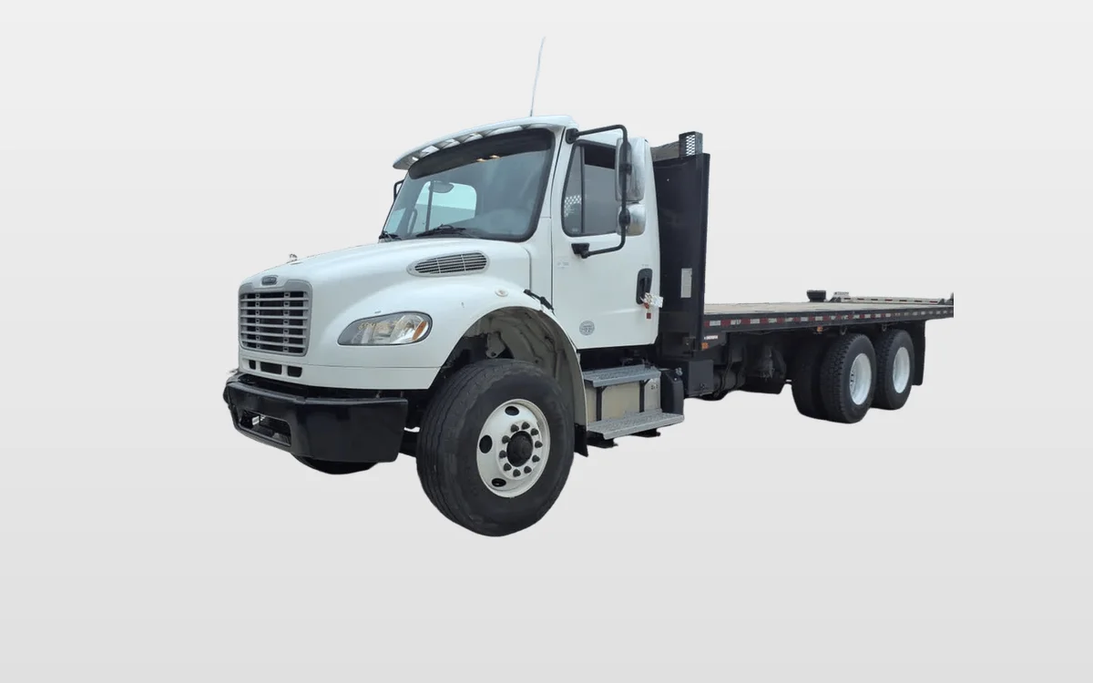 2017 Freightliner M2 106