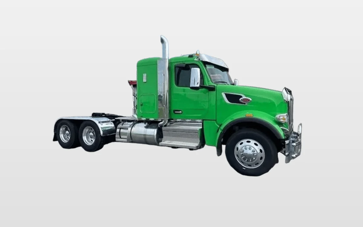 2025 Peterbilt 567