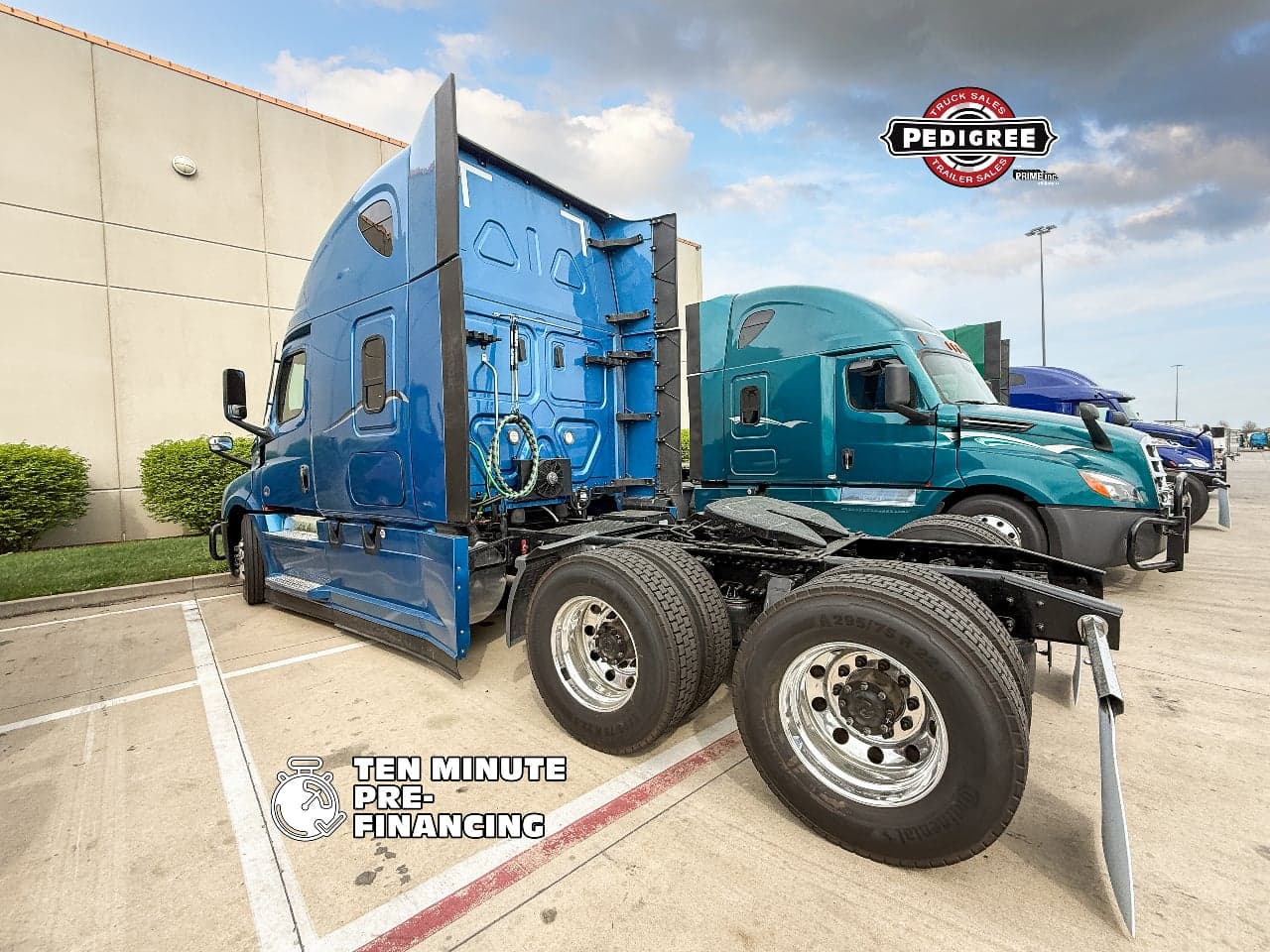 2024 Freightliner in Springfield, MO — photo 2