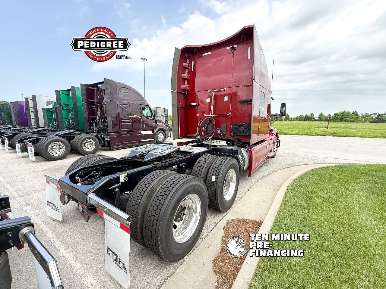 2023 Peterbilt 579 in Springfield, MO — photo 2