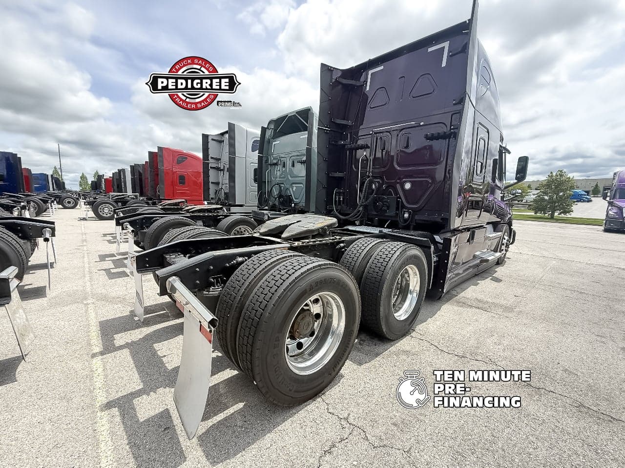 2024 Freightliner in Springfield, MO — photo 2