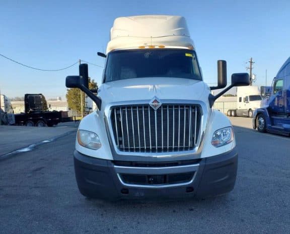 2020 International LT