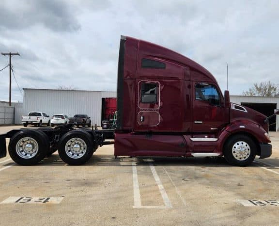 2021 Kenworth T680