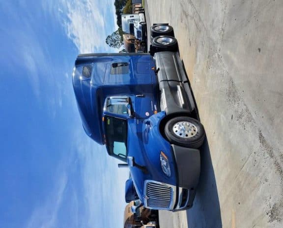 2022 International LT