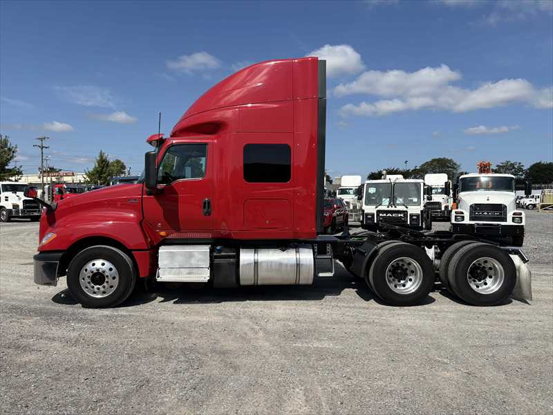 2021 International LT