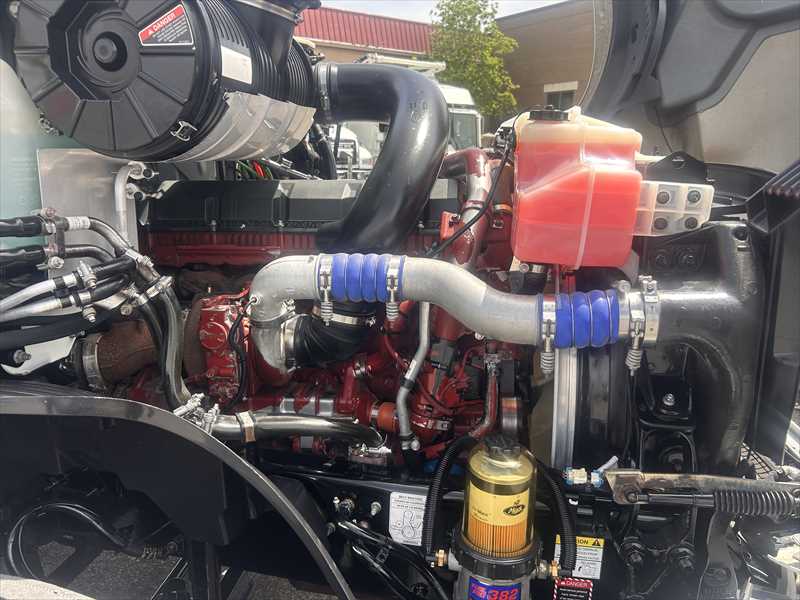 2021 Mack Anthem in Memphis, TN — photo 9
