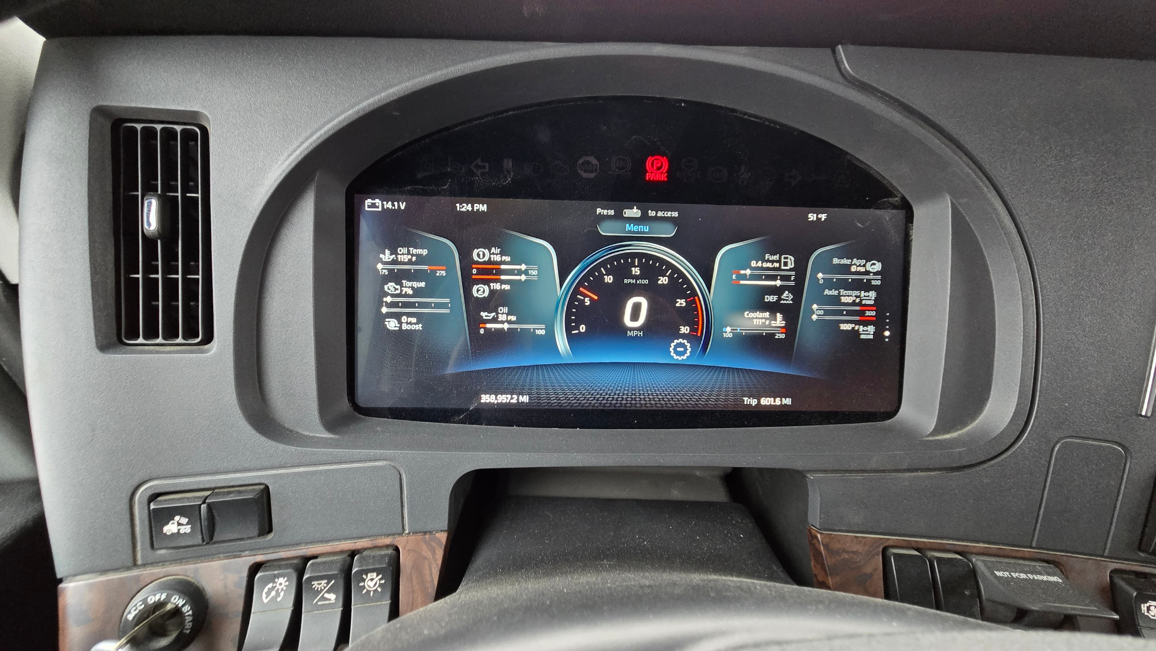 2023 Kenworth T880 in COUNCIL BLUFFS, IA — photo 7
