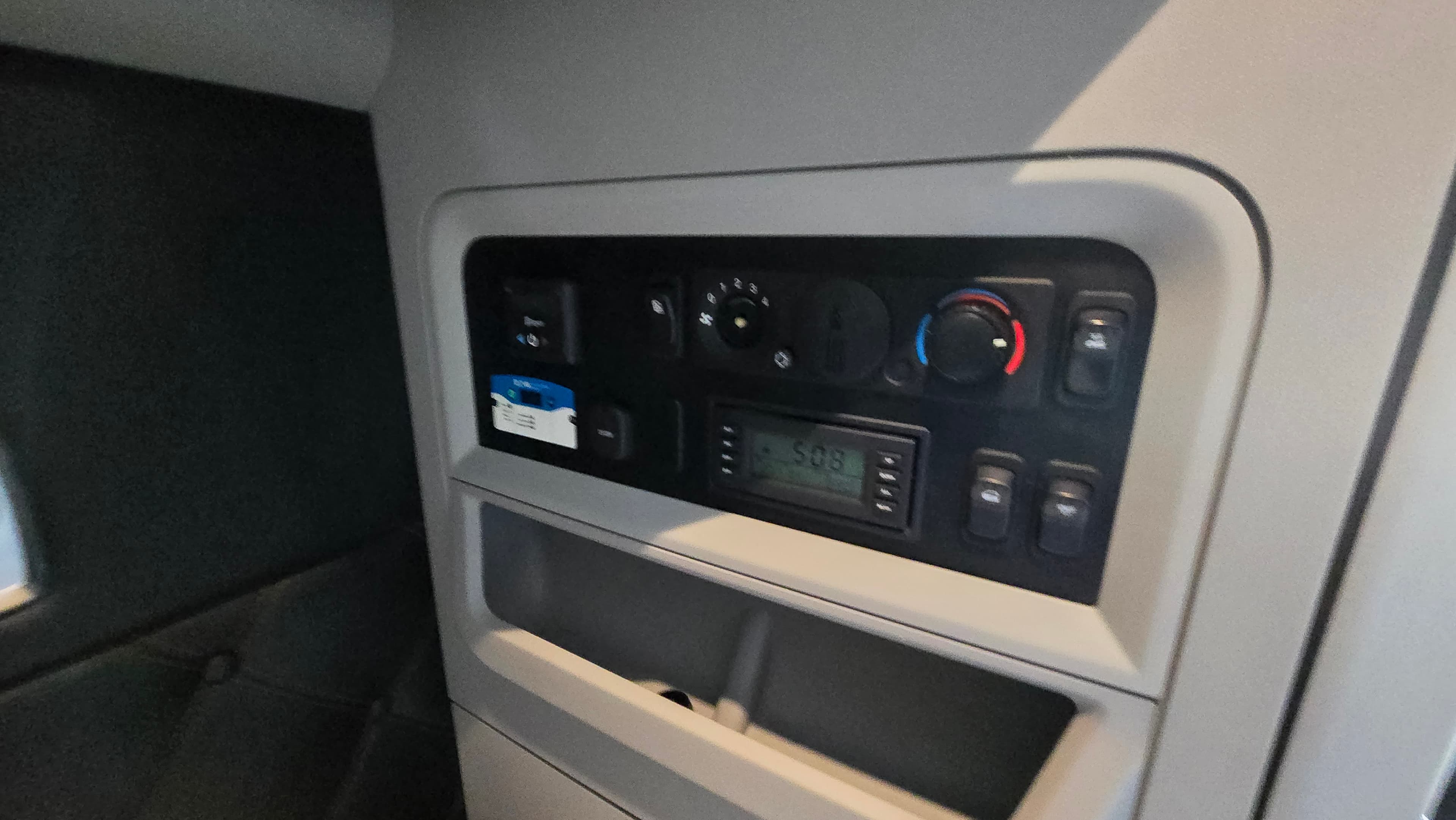 2023 Kenworth T880 in COUNCIL BLUFFS, IA — photo 13