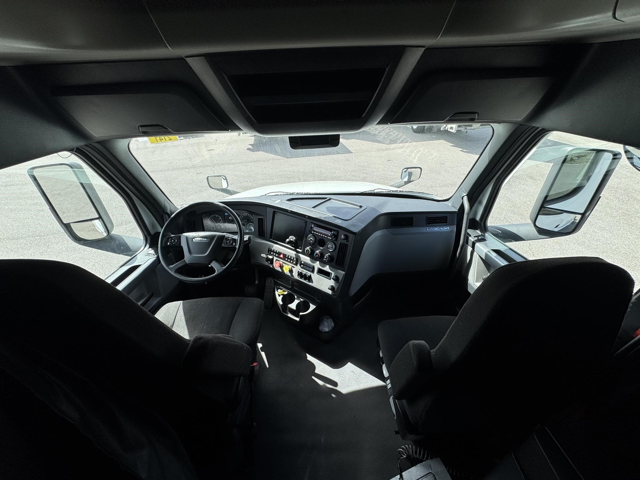 2022 Freightliner — photo 6
