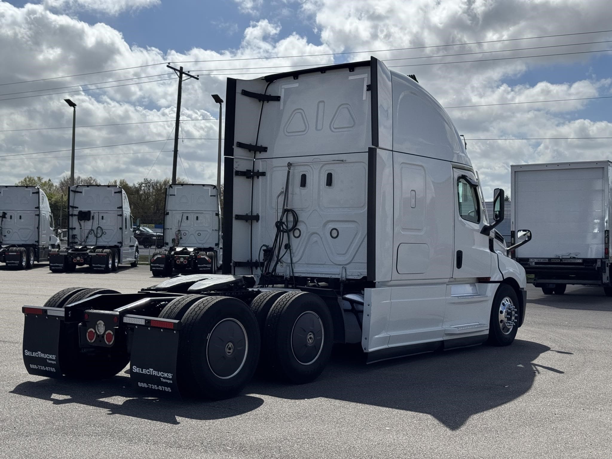 2022 Freightliner — photo 12