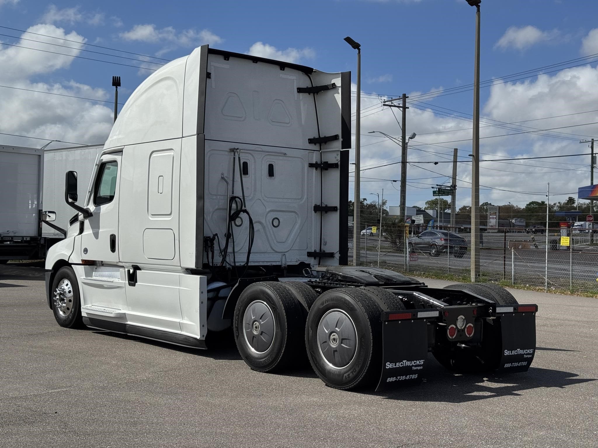 2022 Freightliner — photo 13