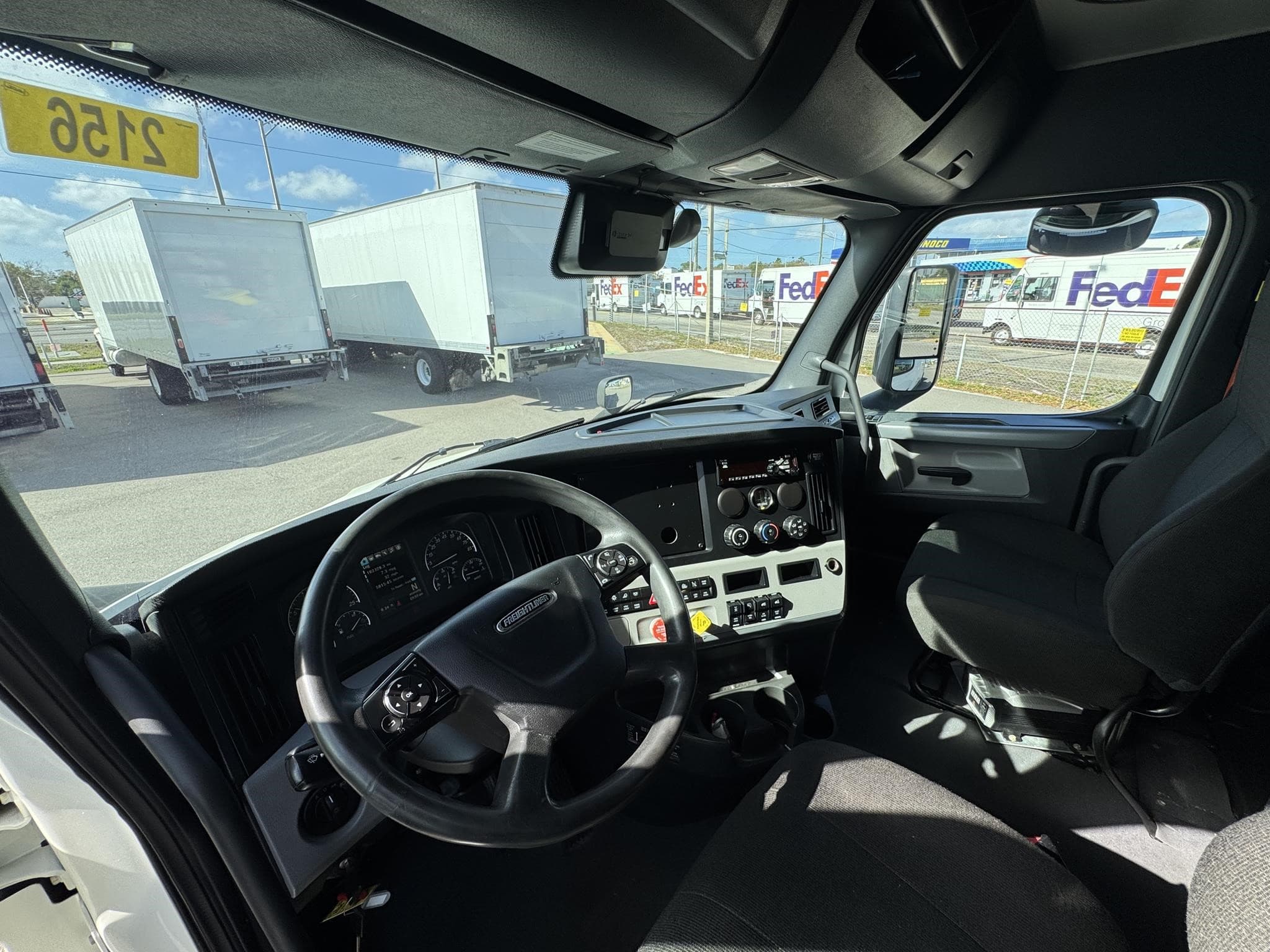 2020 Freightliner — photo 2