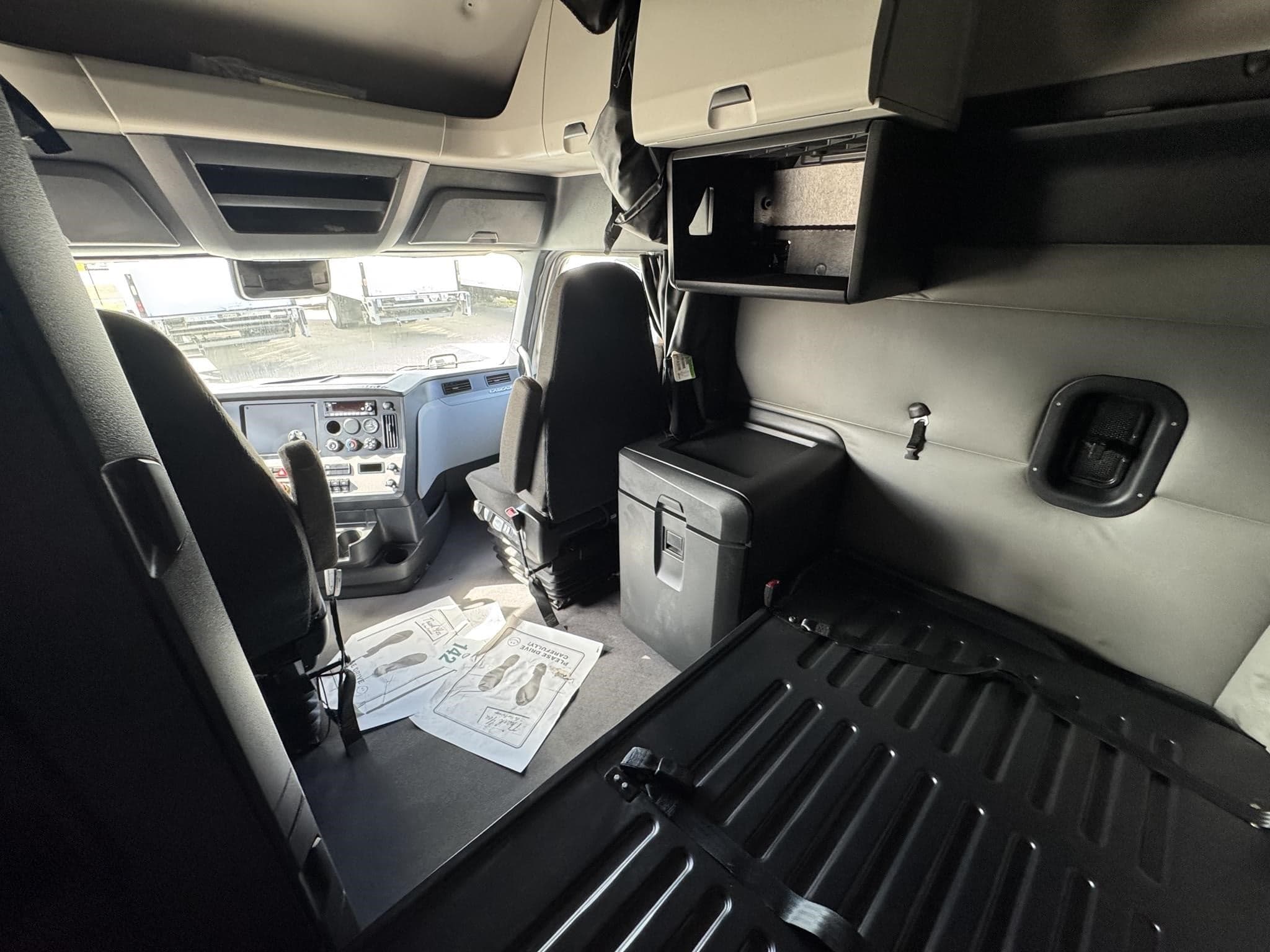 2022 Freightliner — photo 4