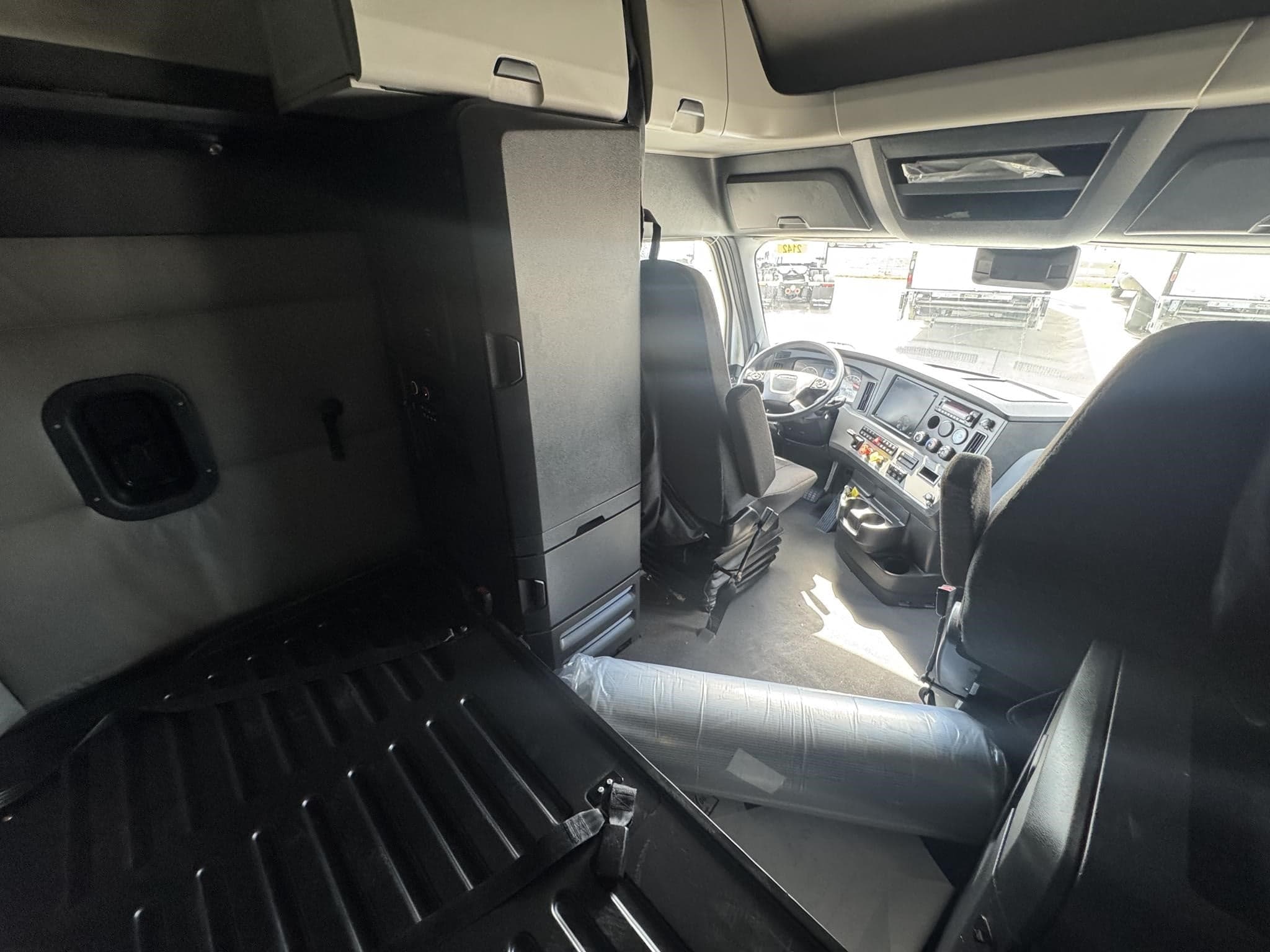 2022 Freightliner — photo 5
