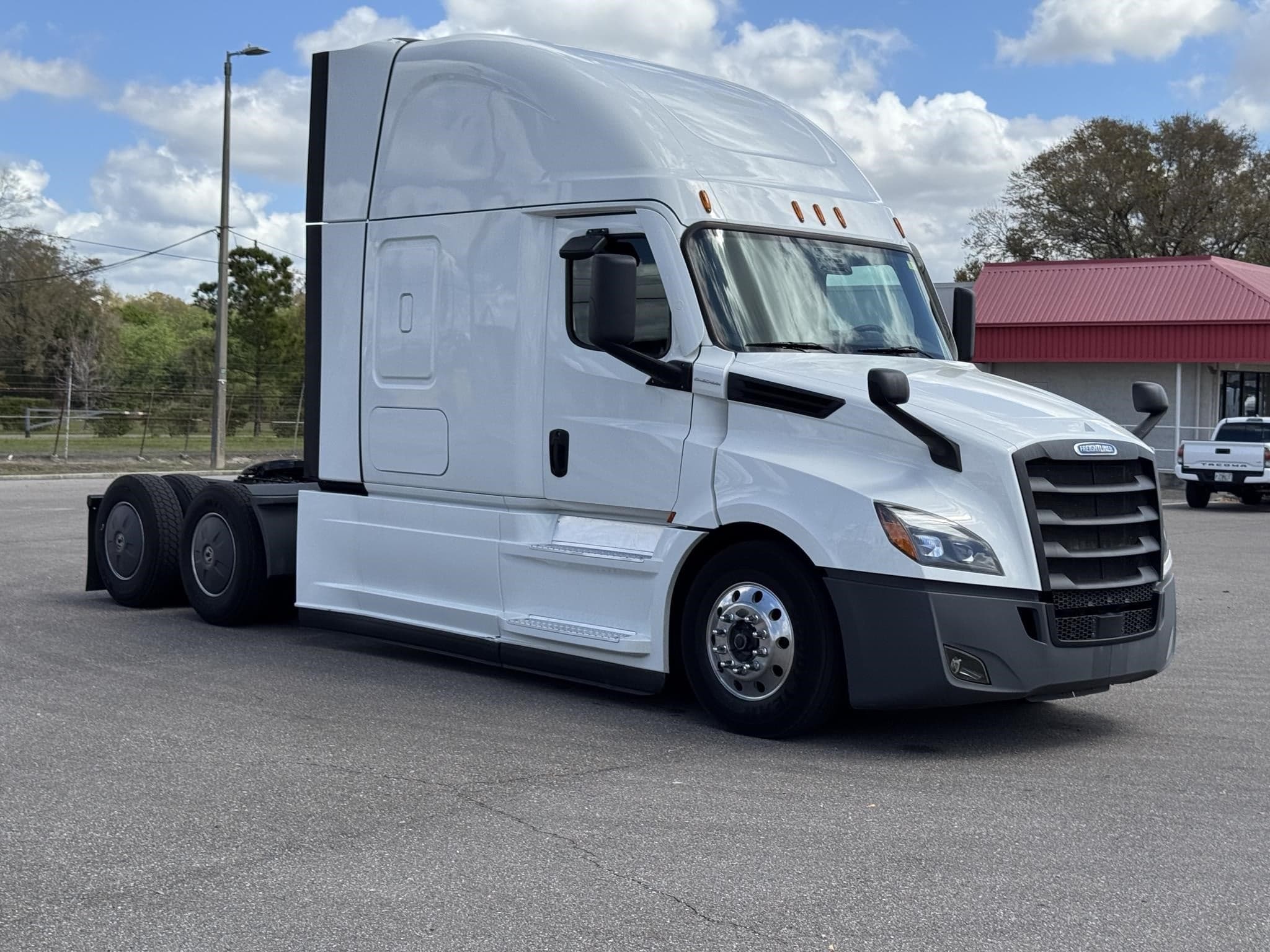 2022 Freightliner — photo 11