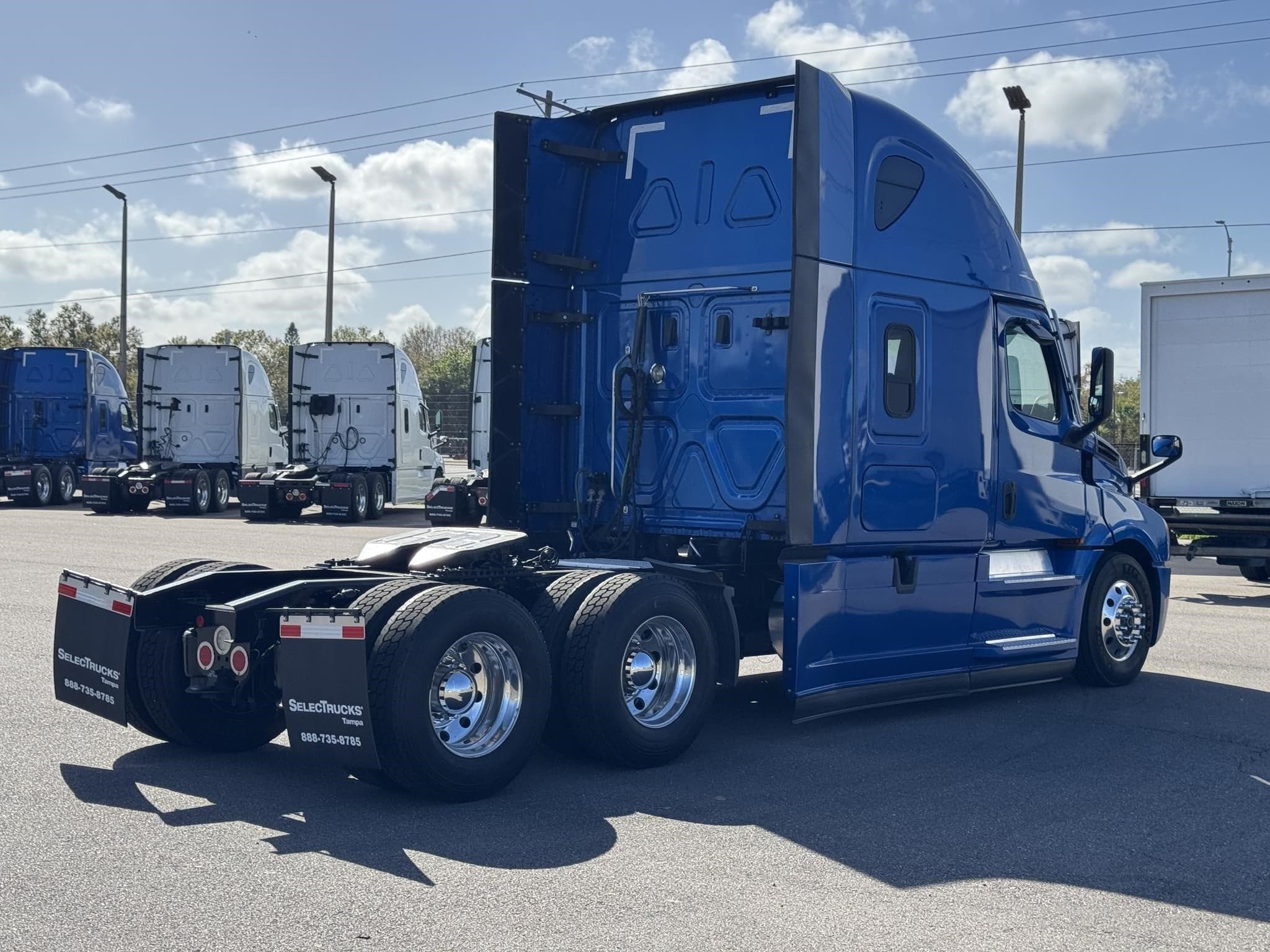 2021 Freightliner — photo 13