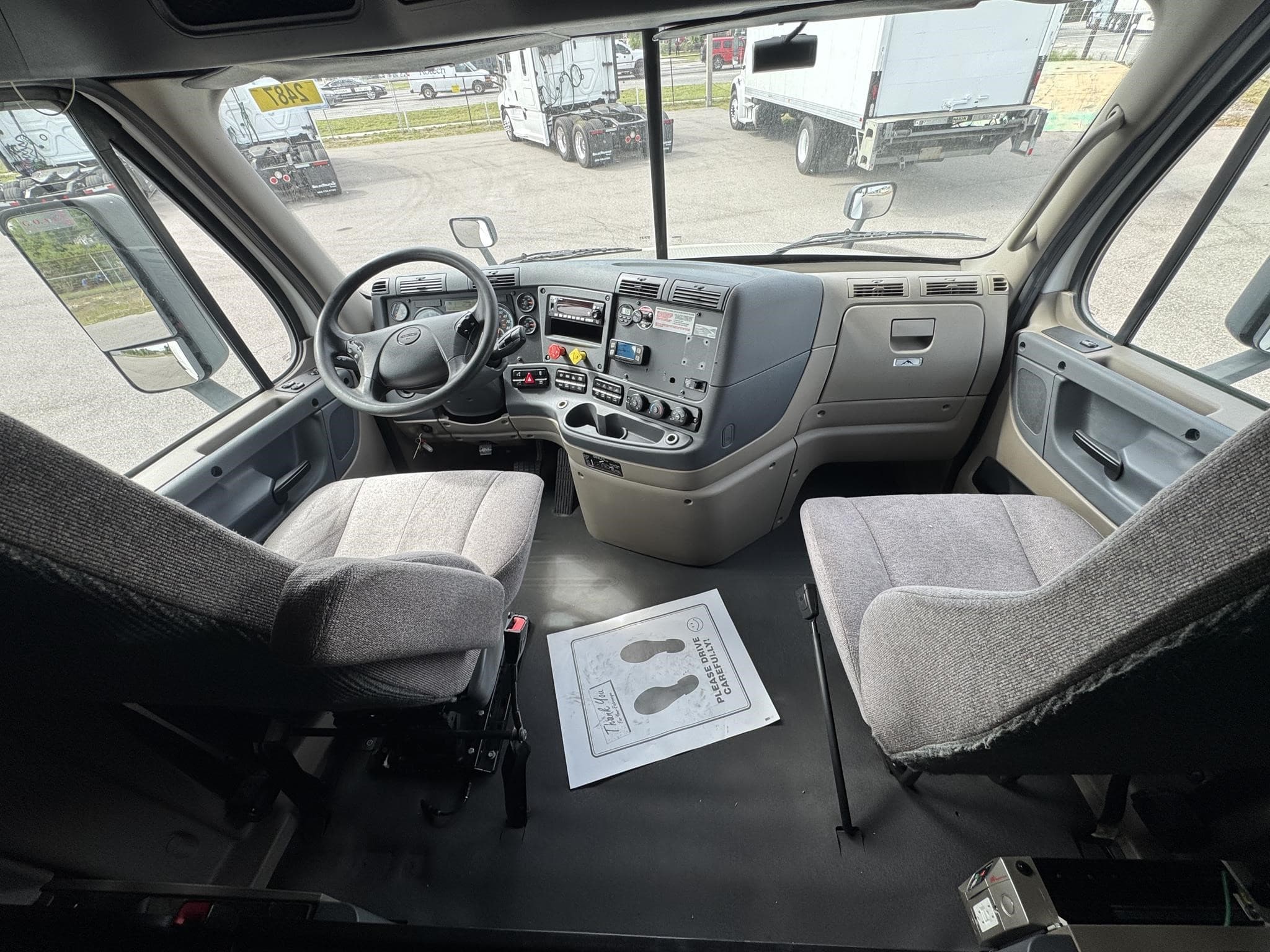 2020 Freightliner — photo 6