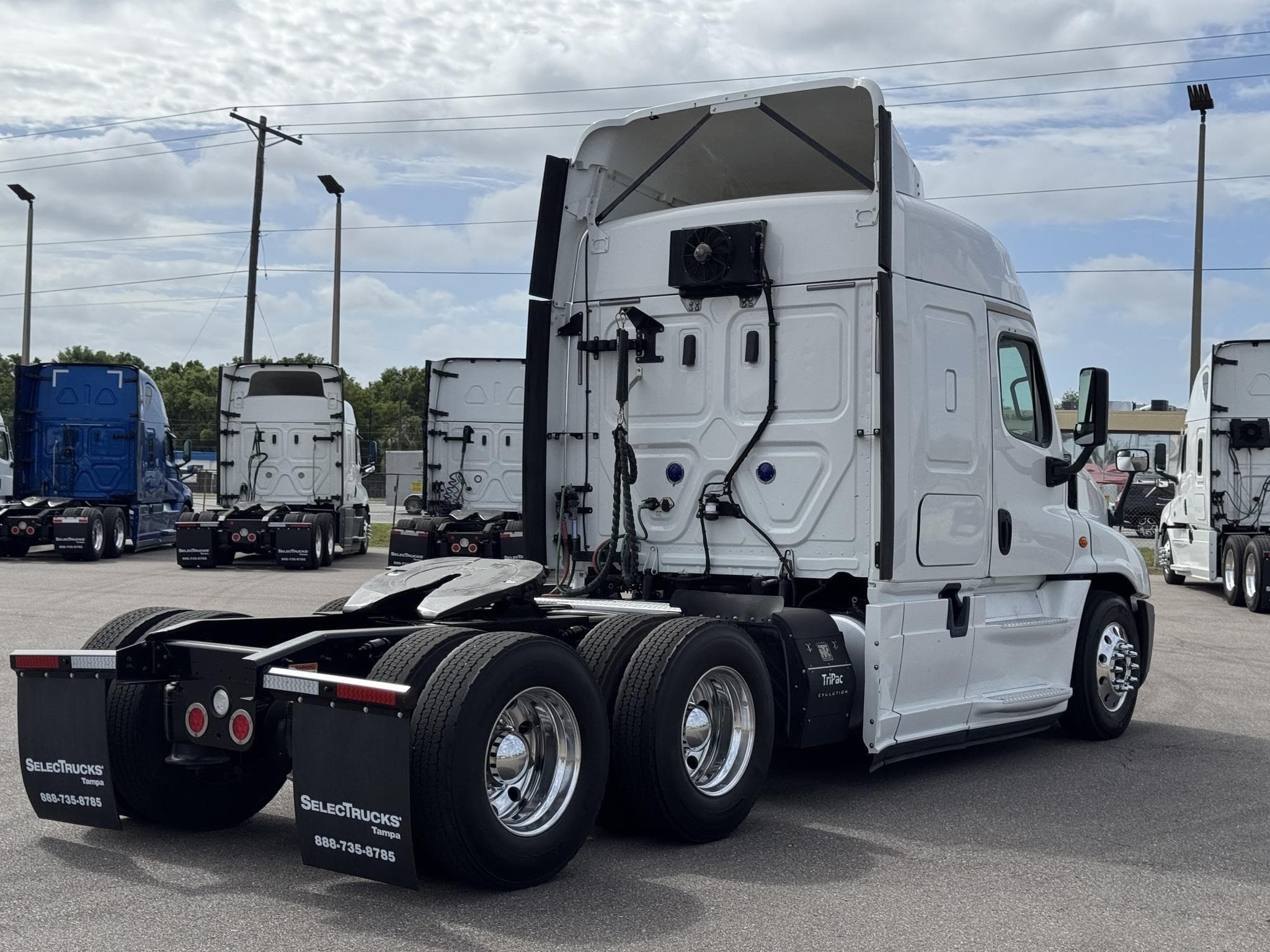 2020 Freightliner — photo 12
