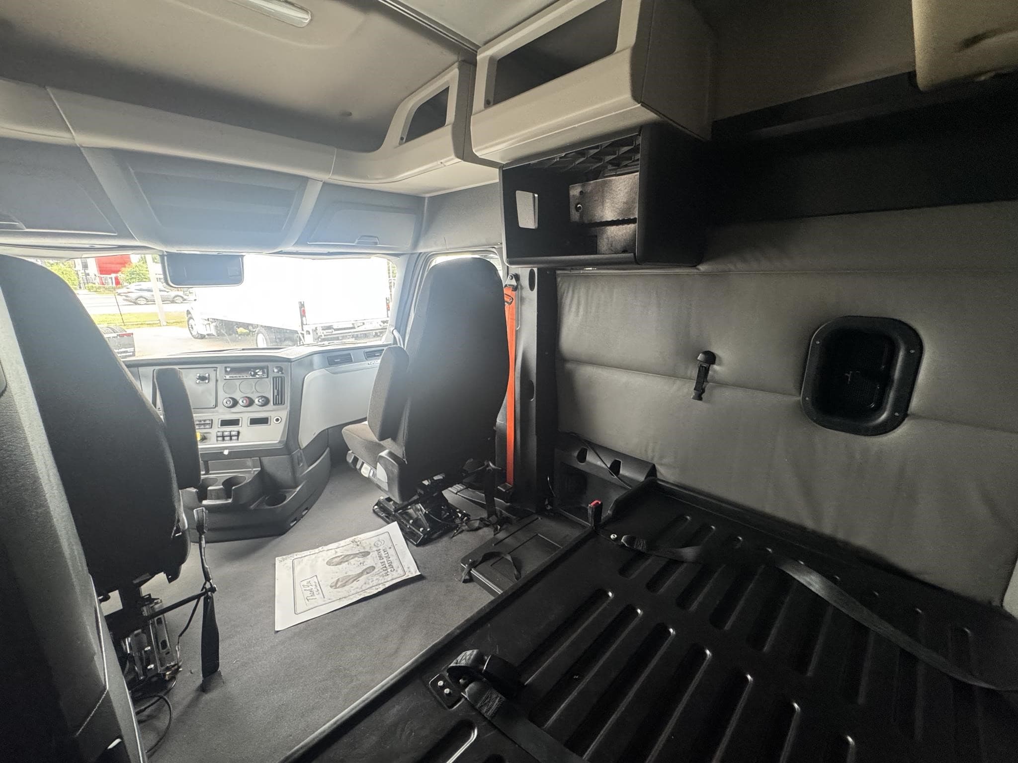 2022 Freightliner — photo 4
