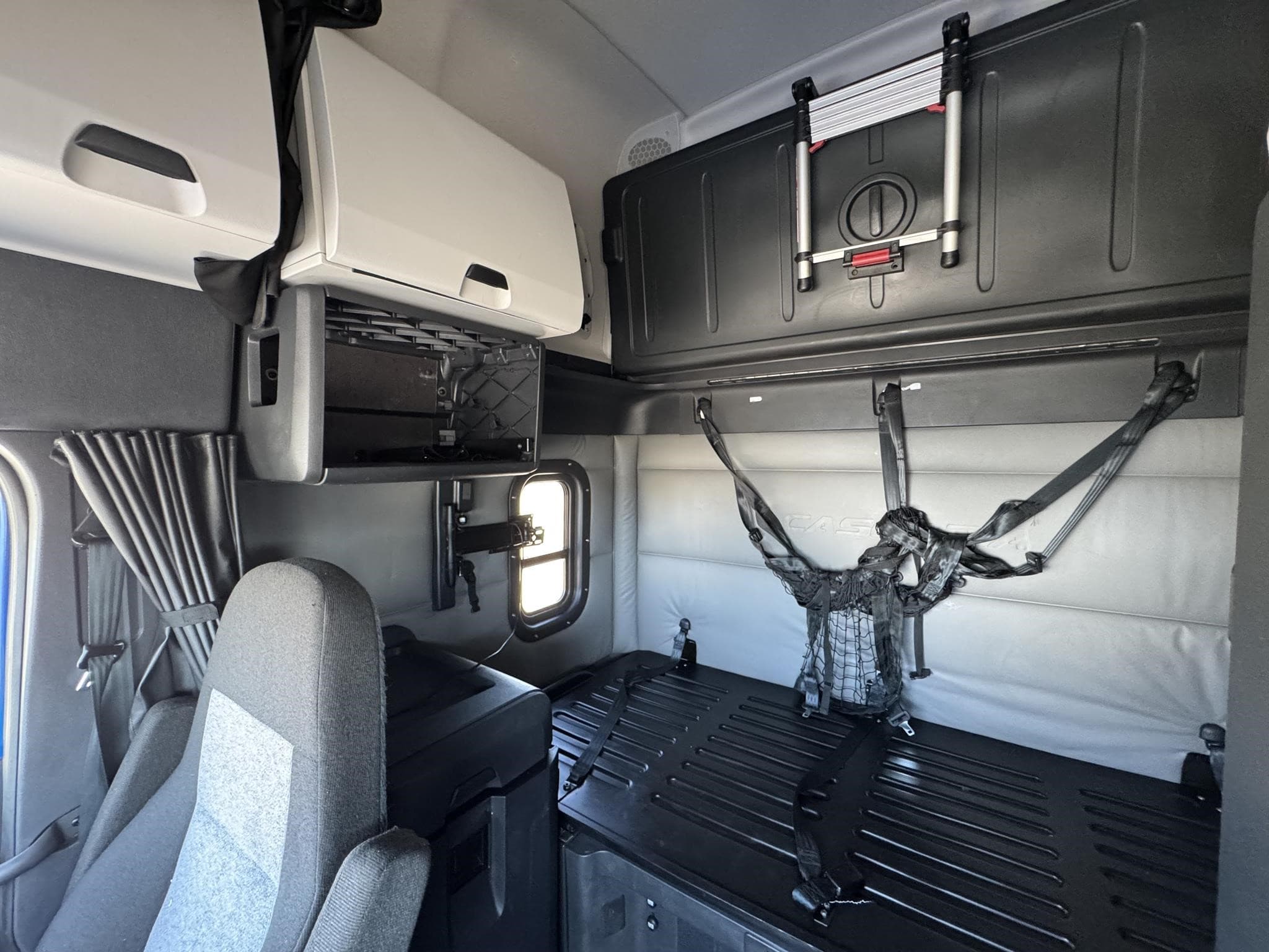2022 Freightliner — photo 3