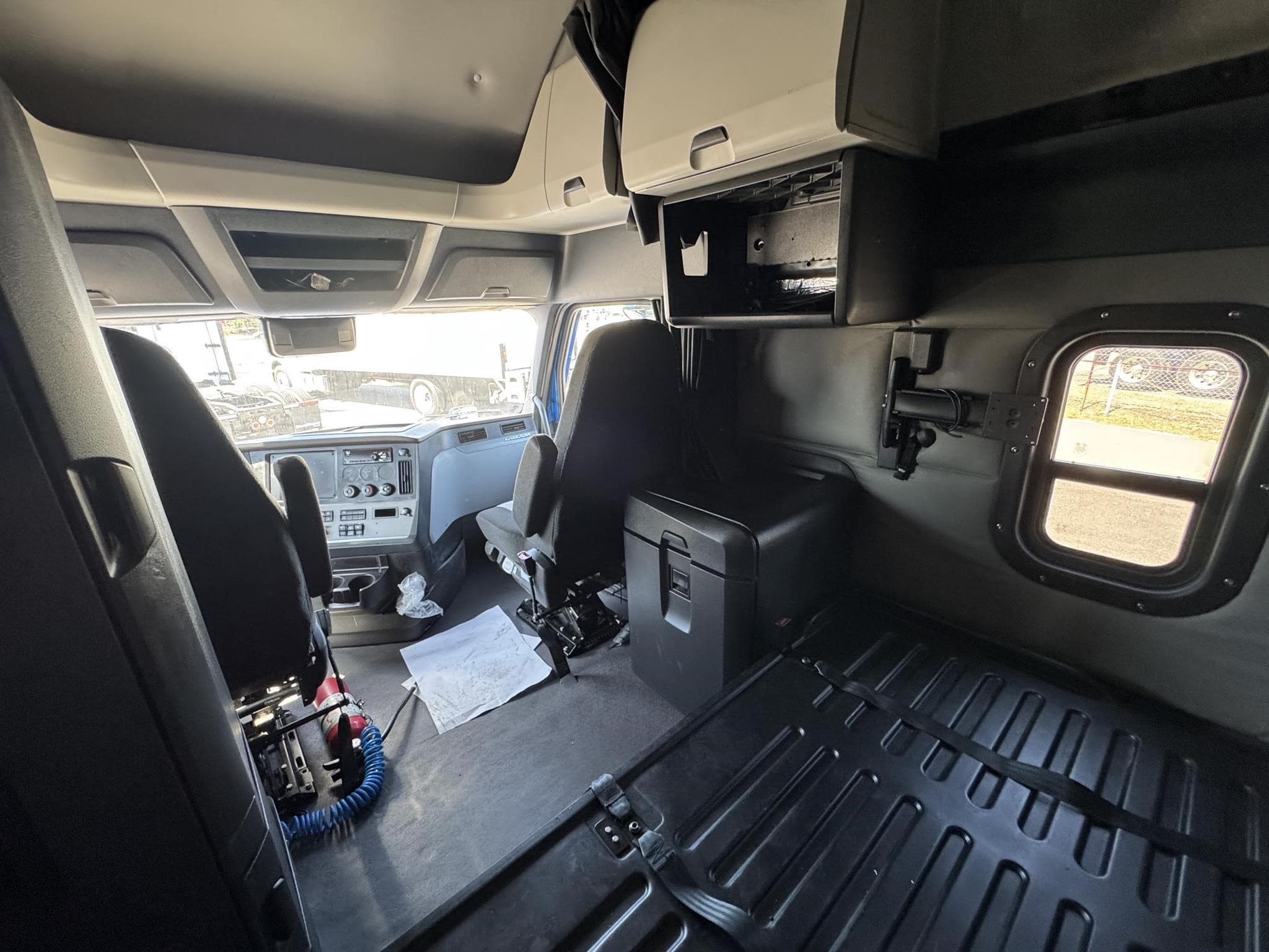 2022 Freightliner — photo 4