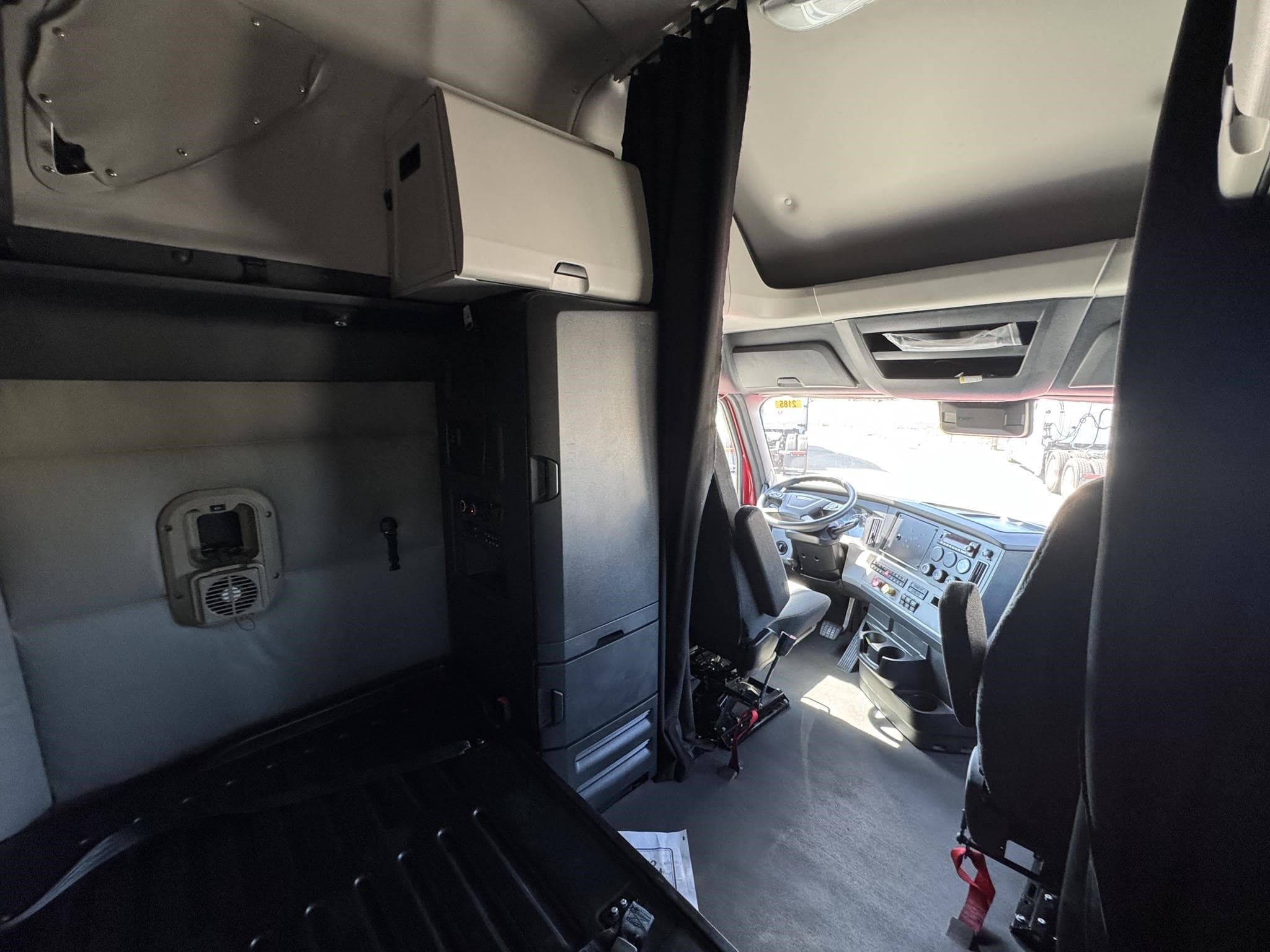 2022 Freightliner — photo 5
