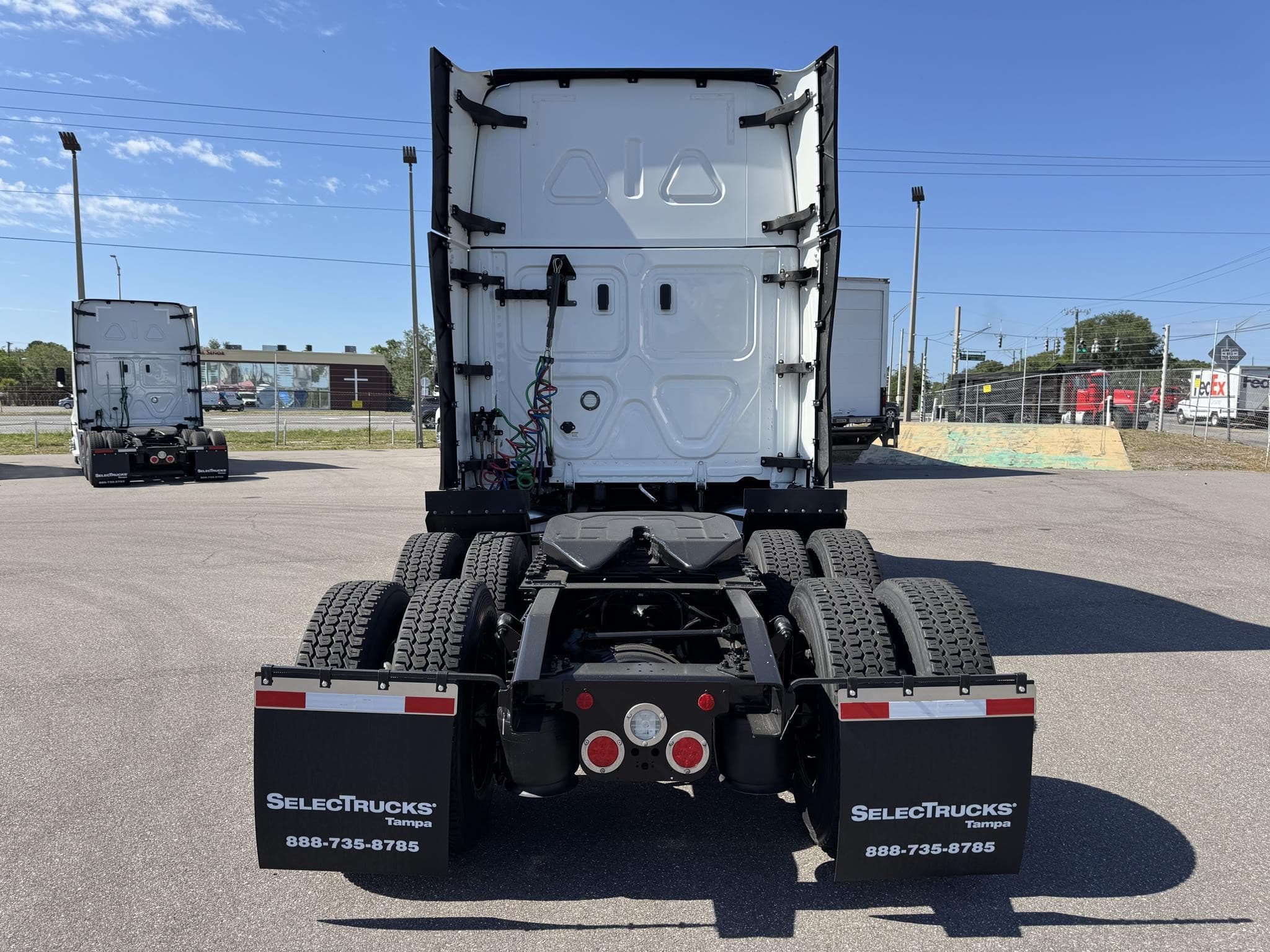 2024 Freightliner — photo 11