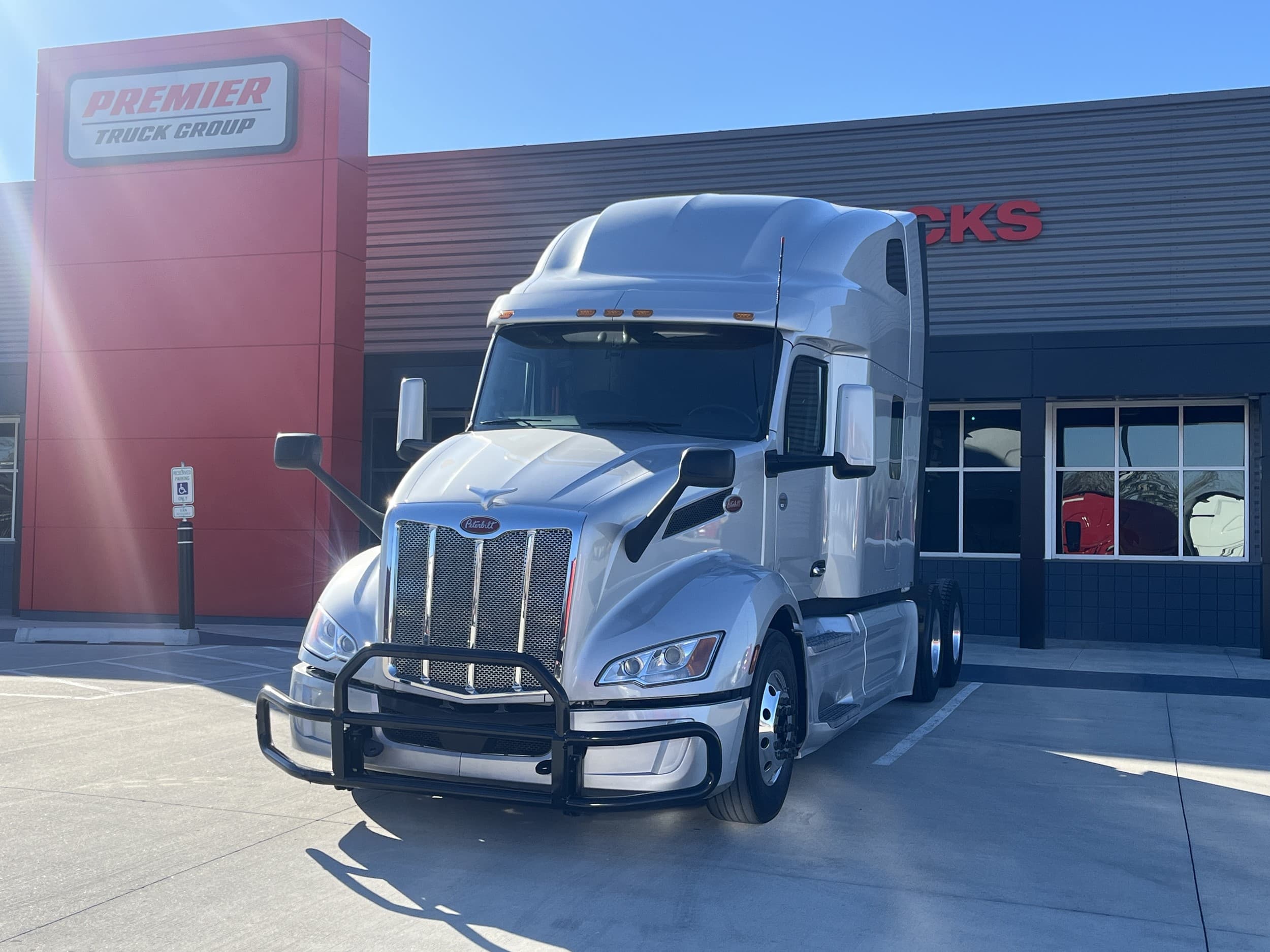 2023 Peterbilt
