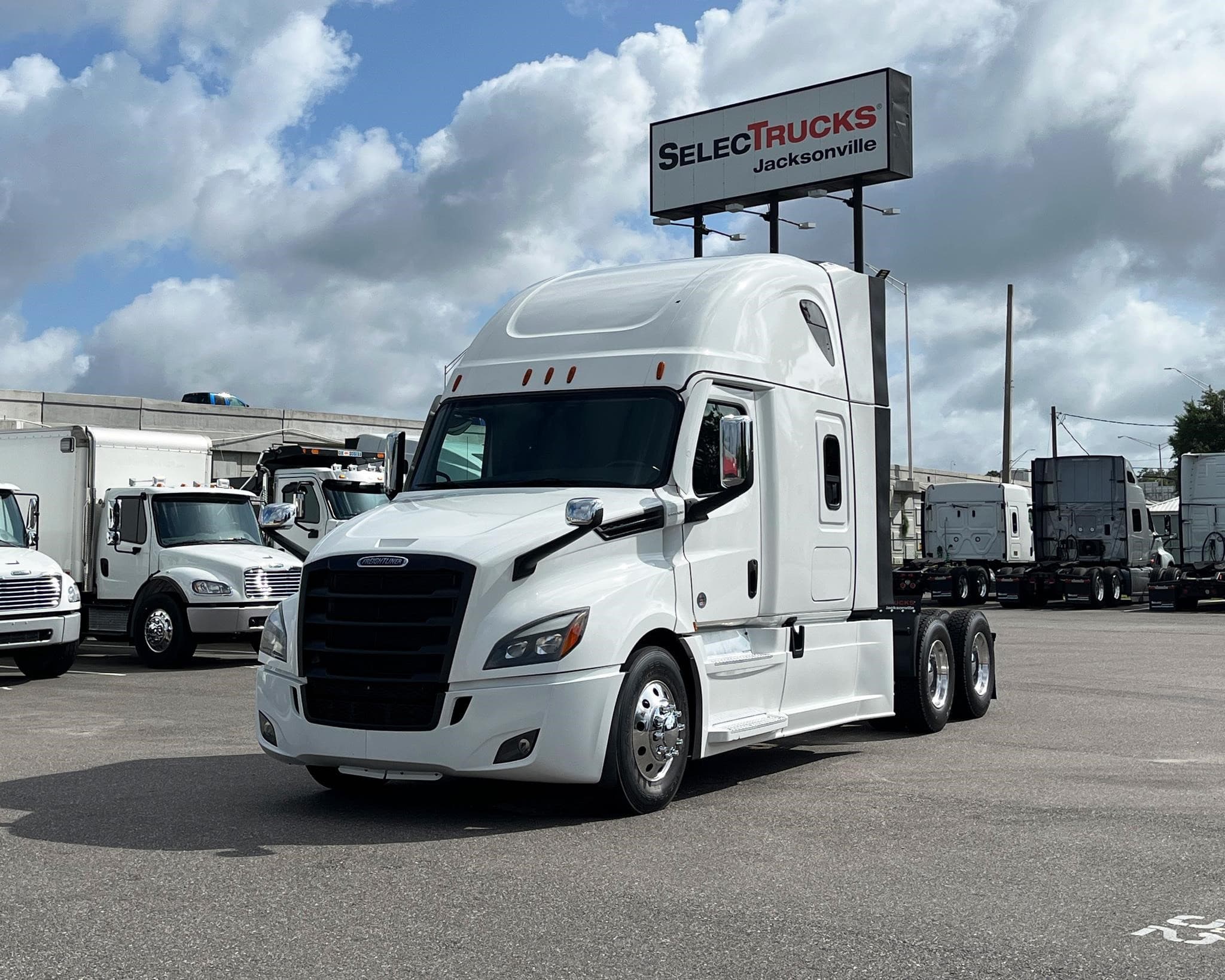2023 Freightliner